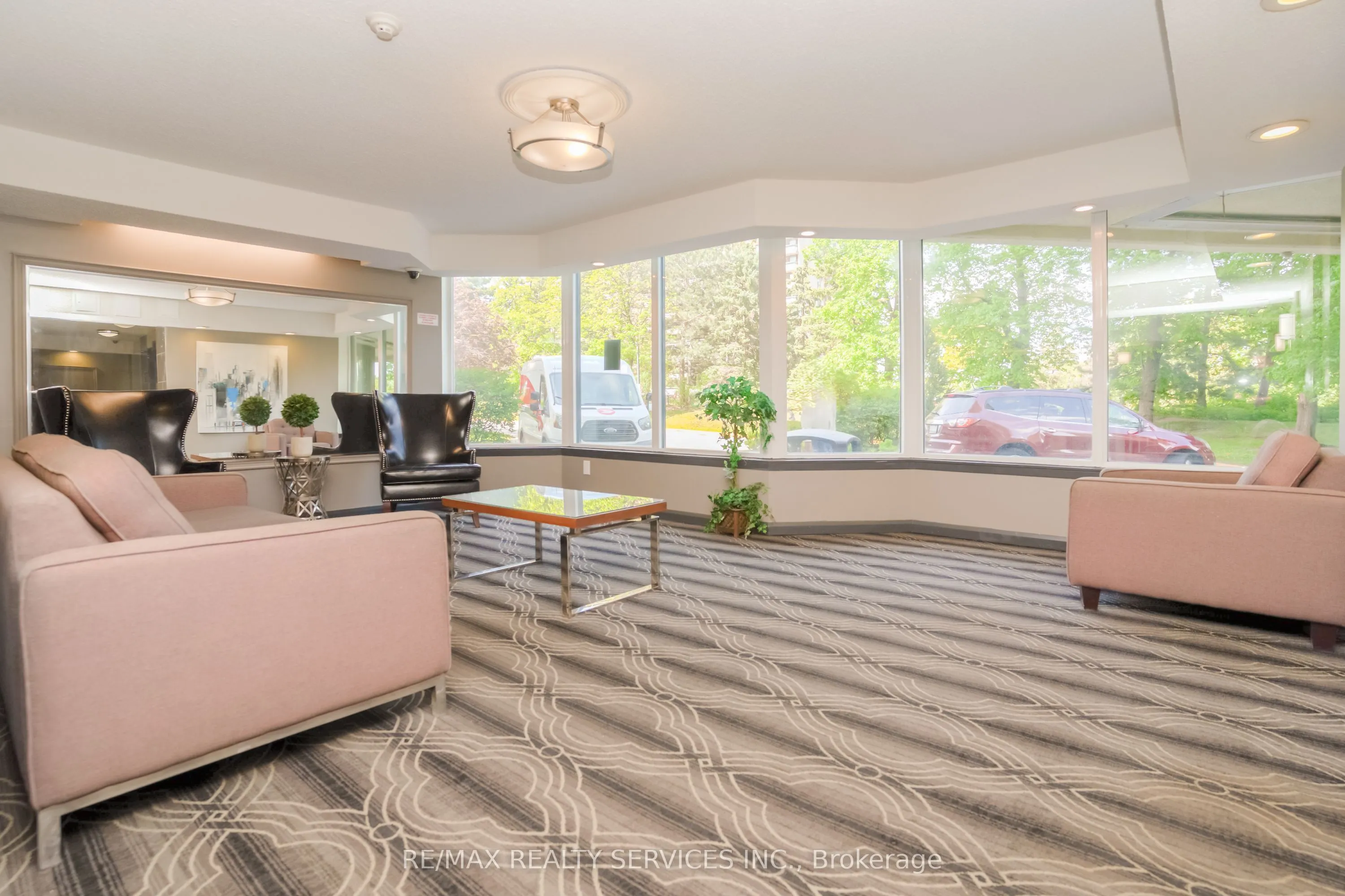 8 Lisa Street, #2802