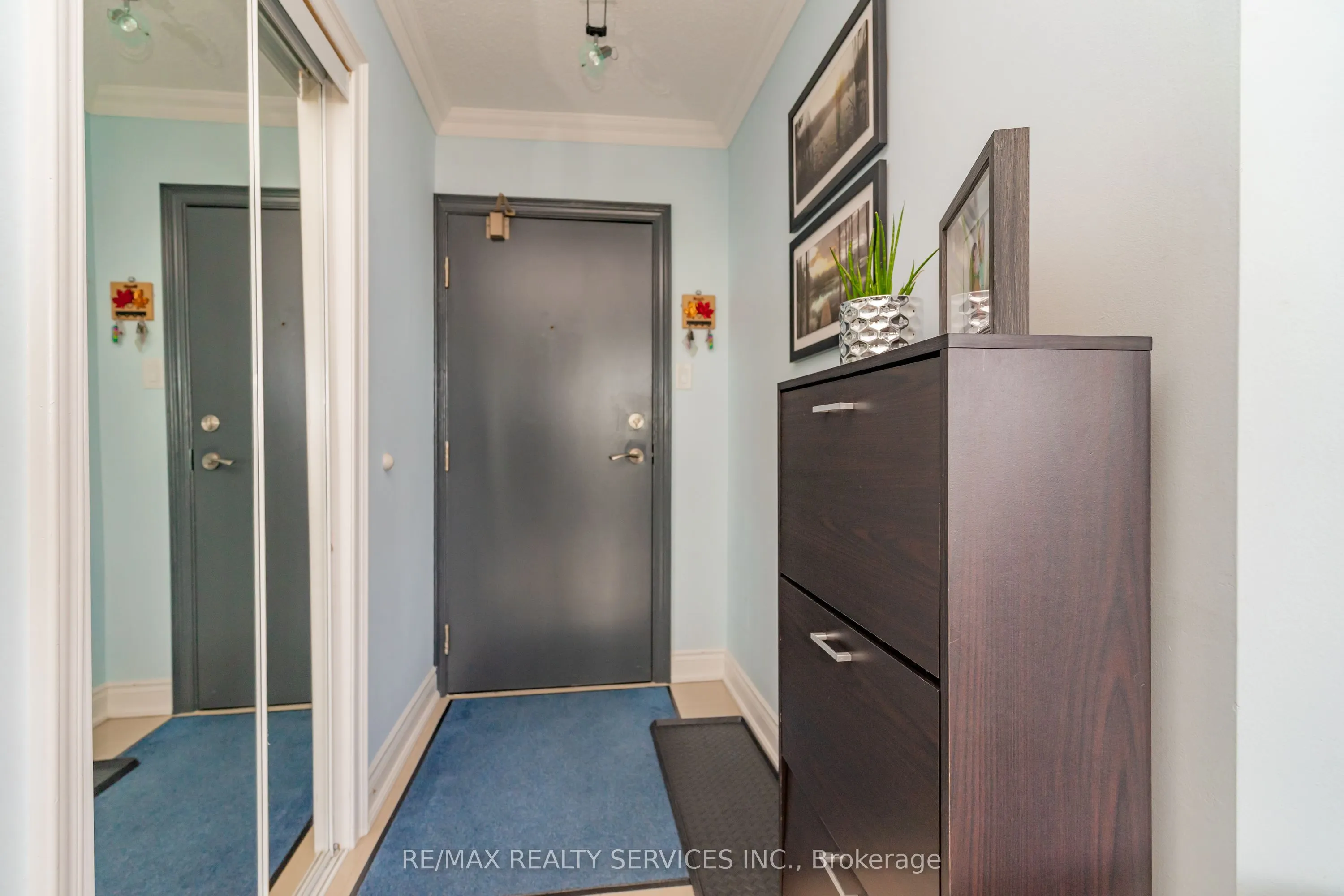 8 Lisa Street, #2802