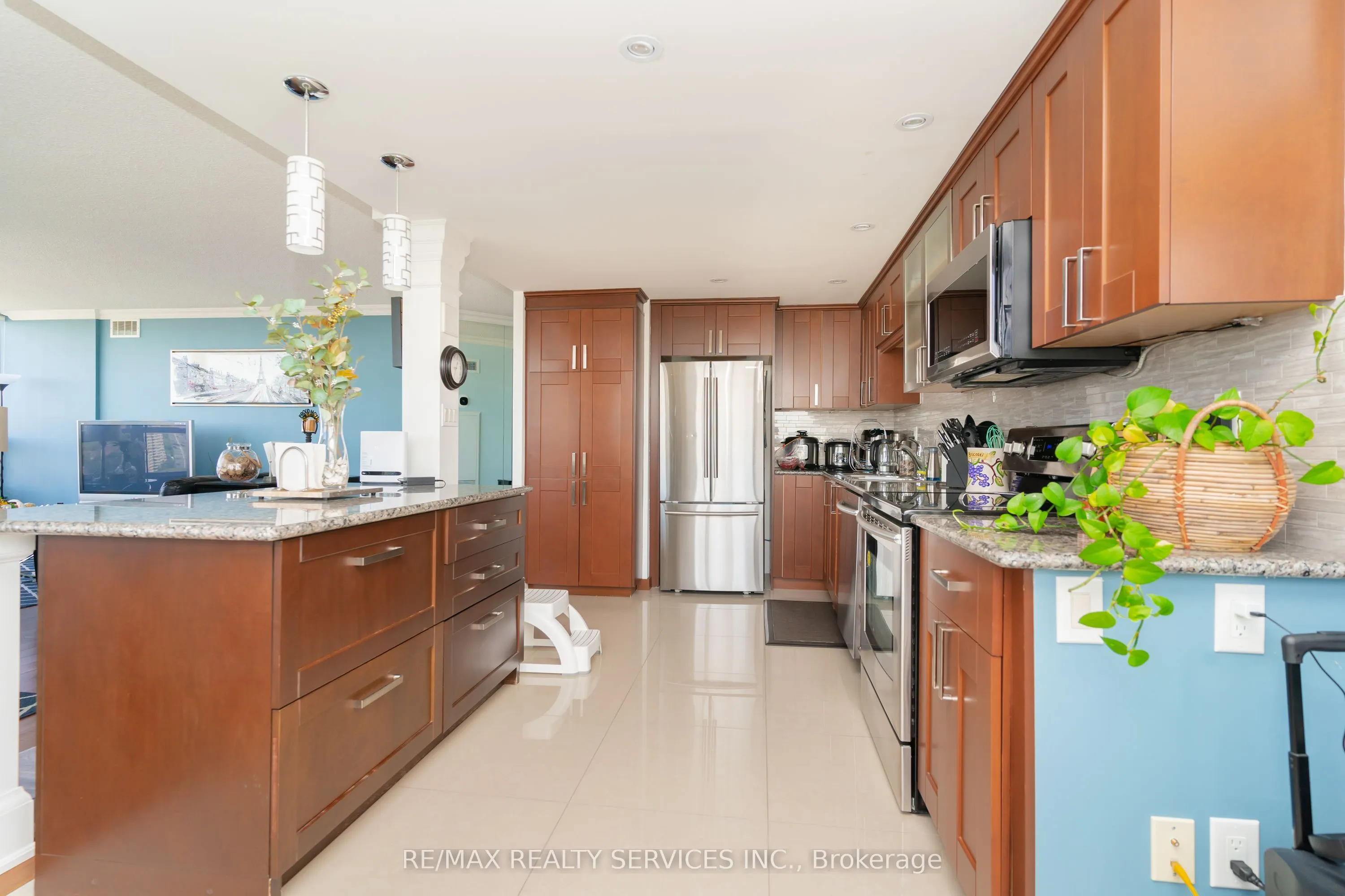 8 Lisa Street, #2802