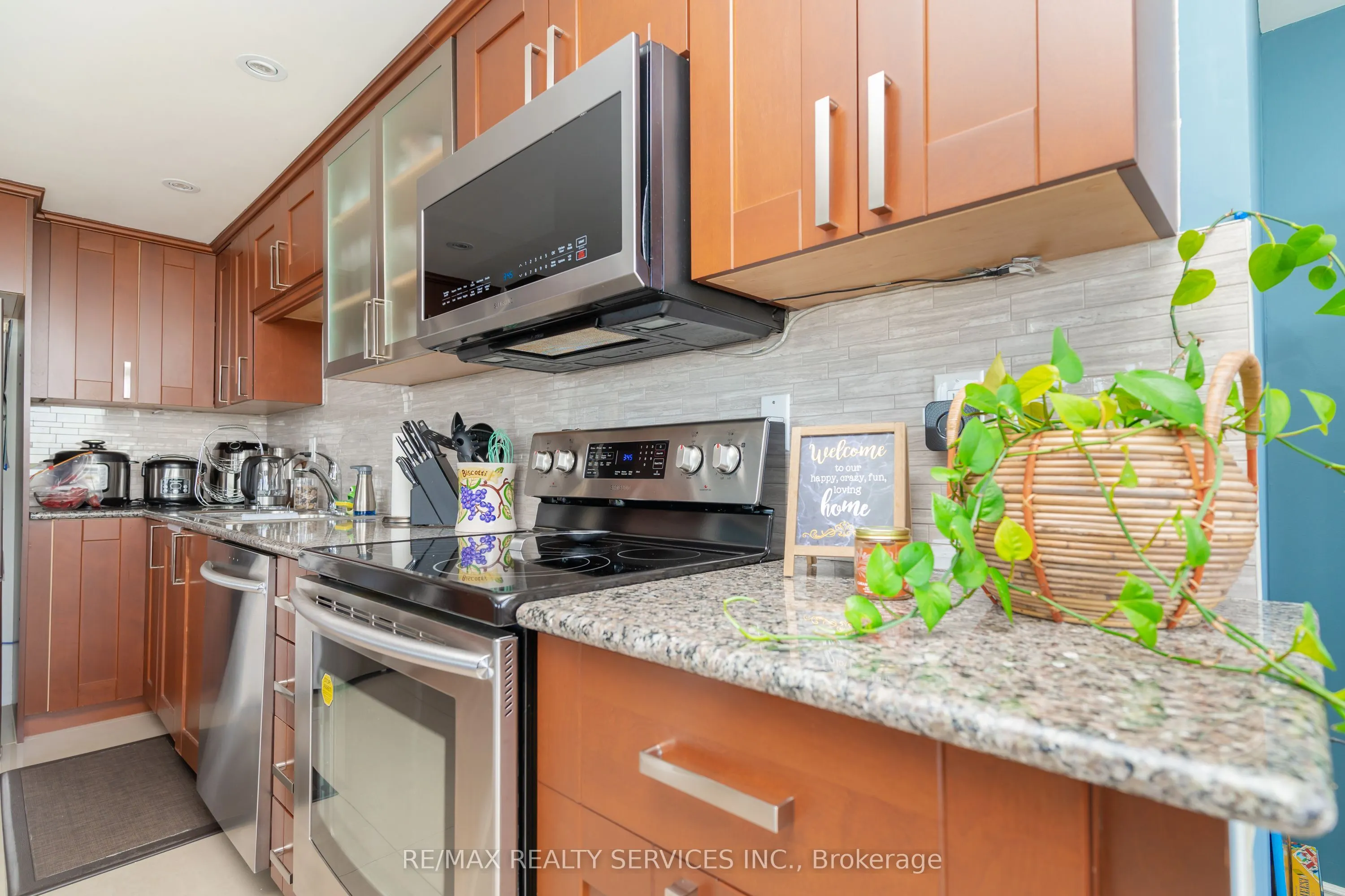 8 Lisa Street, #2802