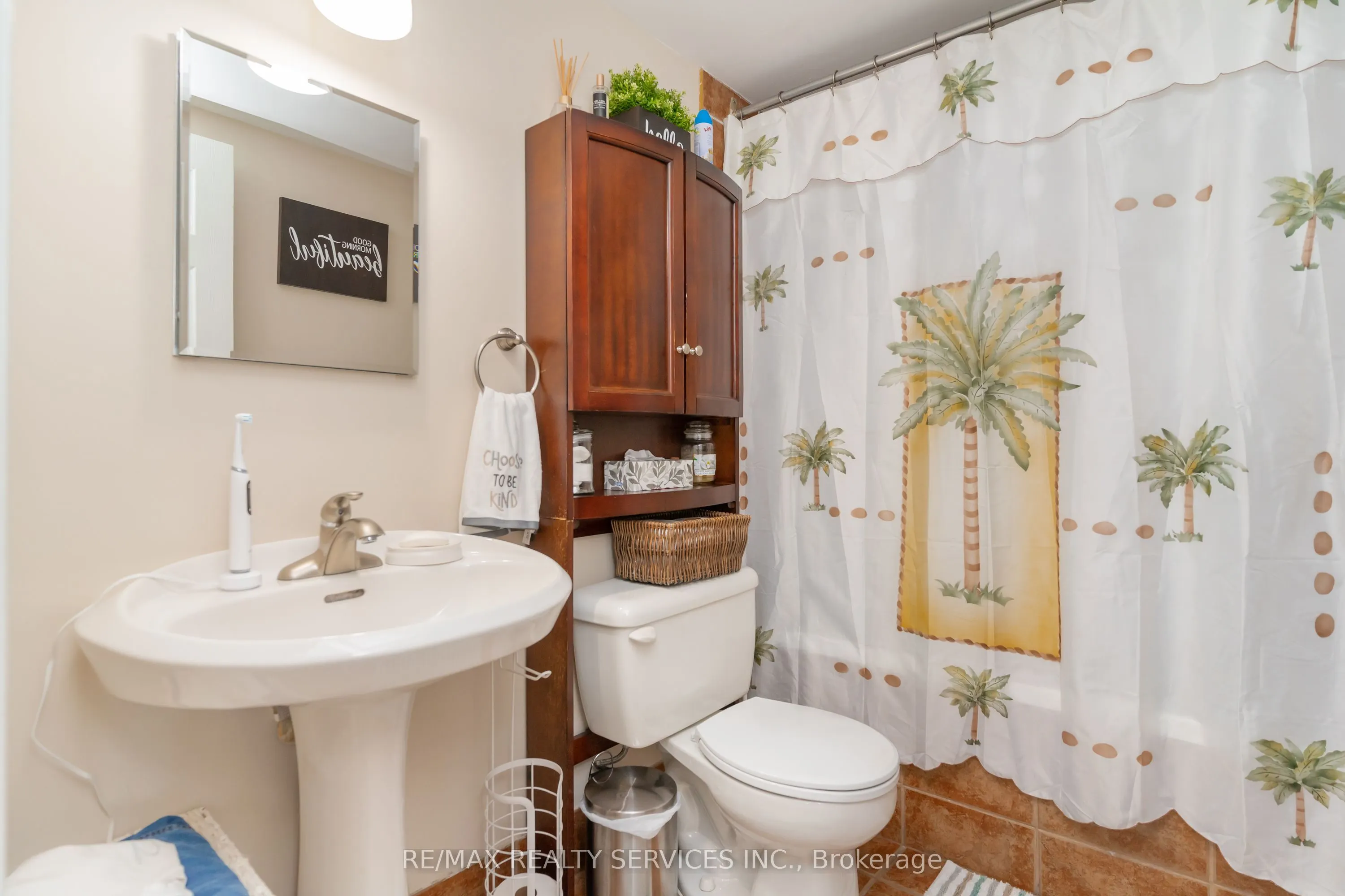 8 Lisa Street, #2802