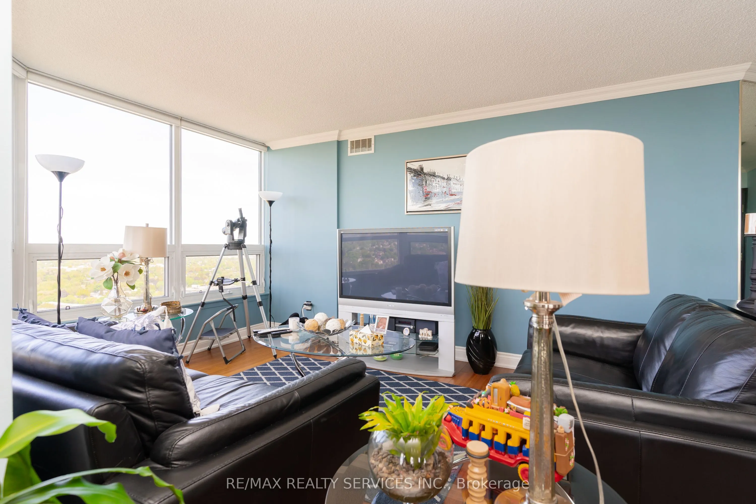 8 Lisa Street, #2802