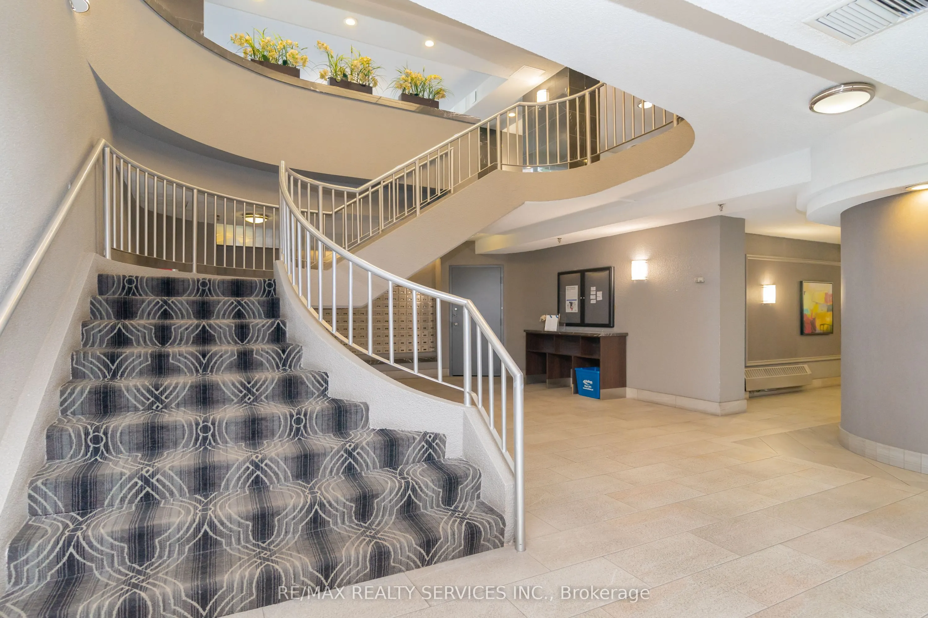 8 Lisa Street, #2802