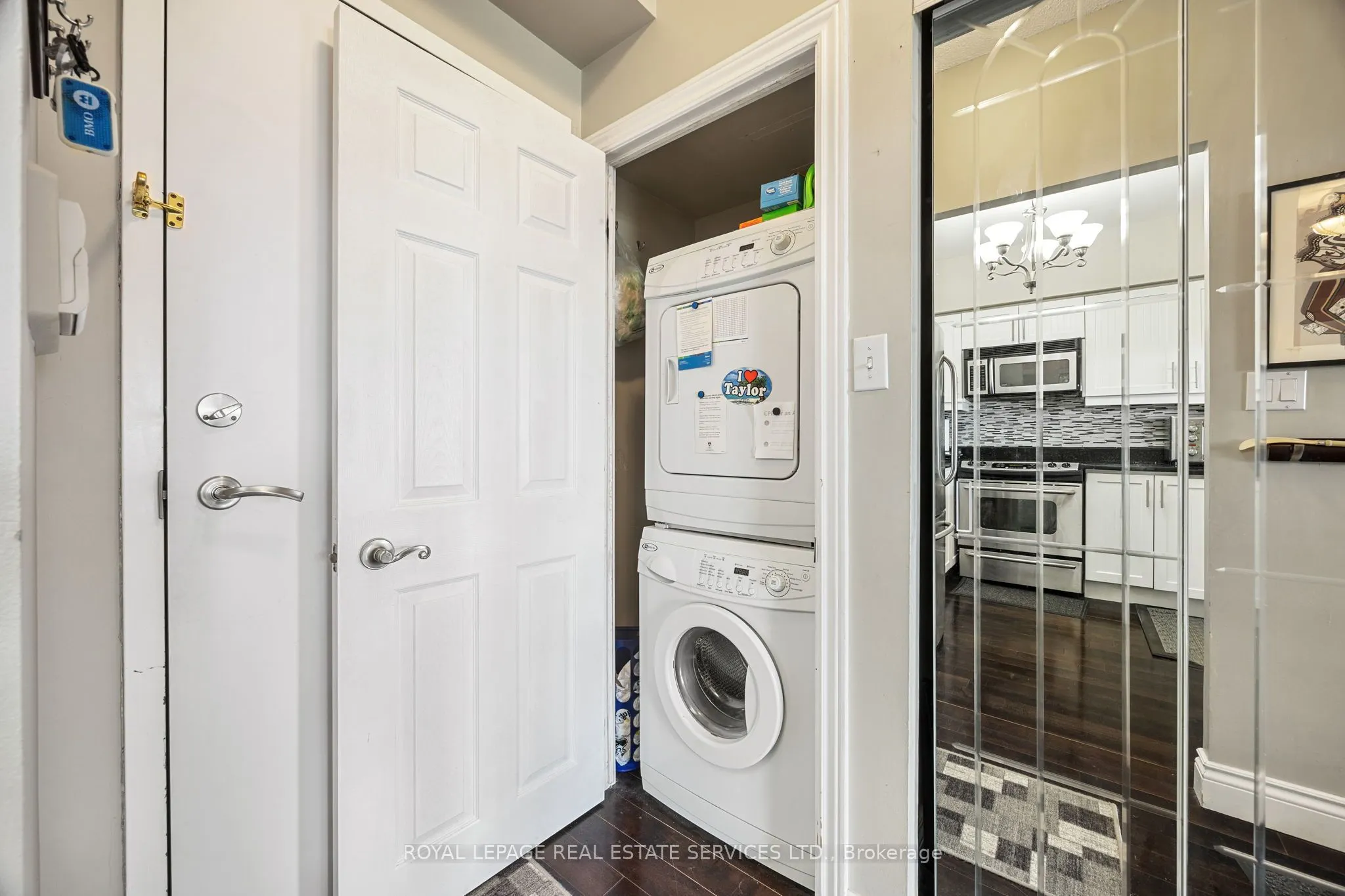 2261 Lake shore Boulevard W #1010