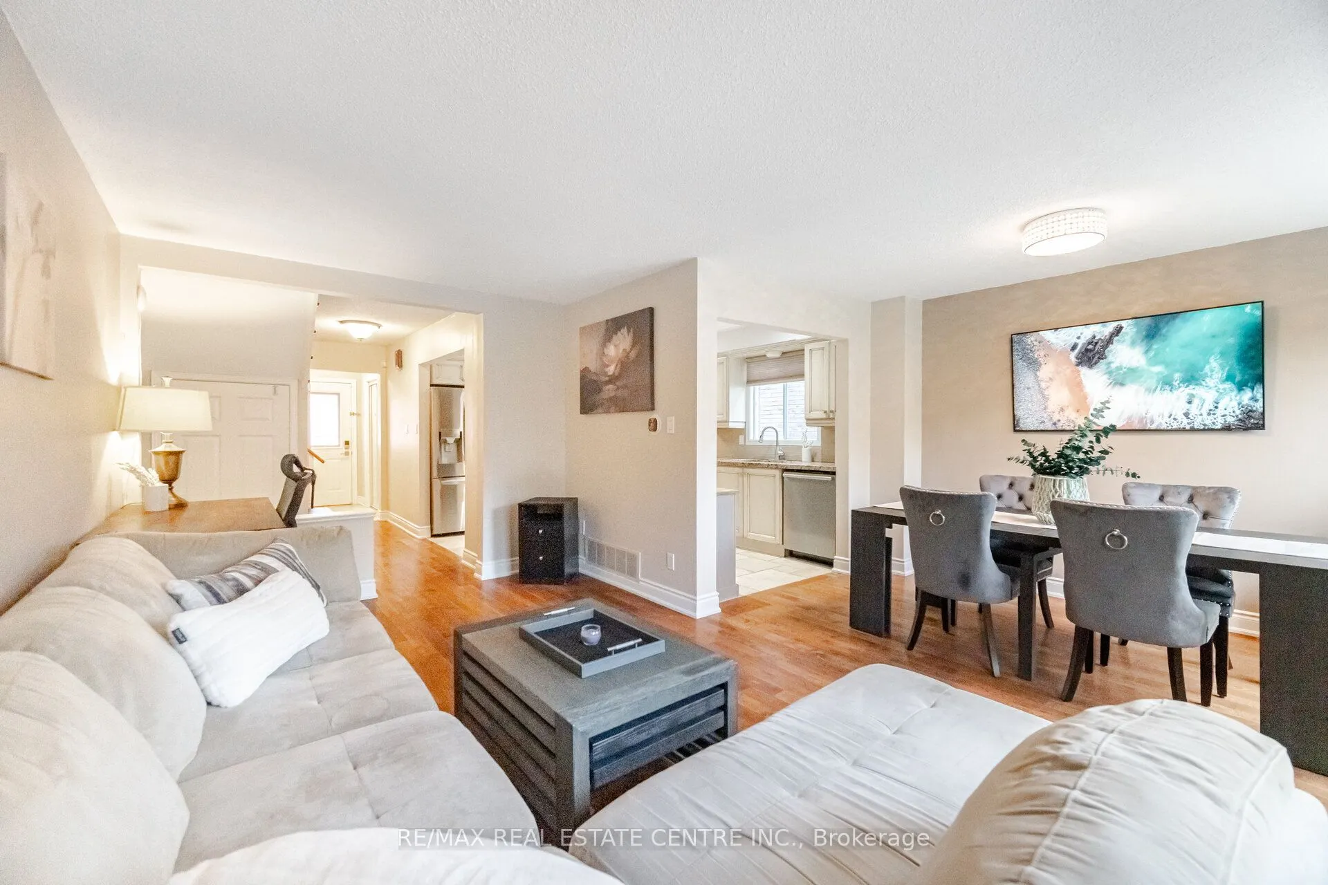 1196 Bough Beeches Boulevard