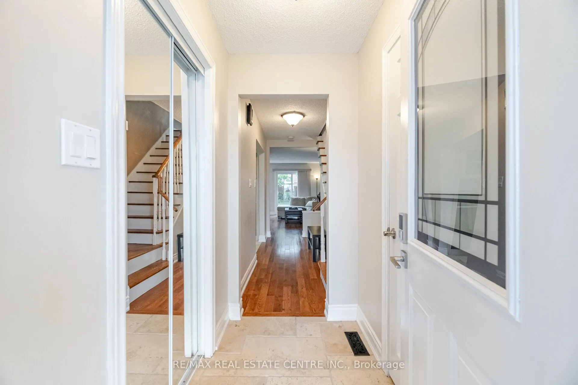 1196 Bough Beeches Boulevard
