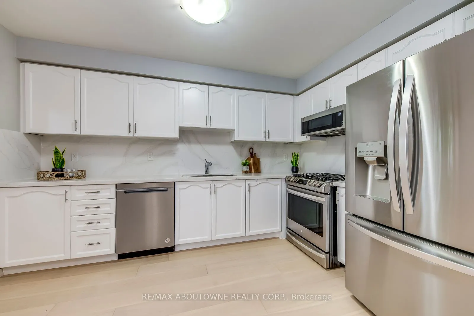 5090 Fairview Street, #58
