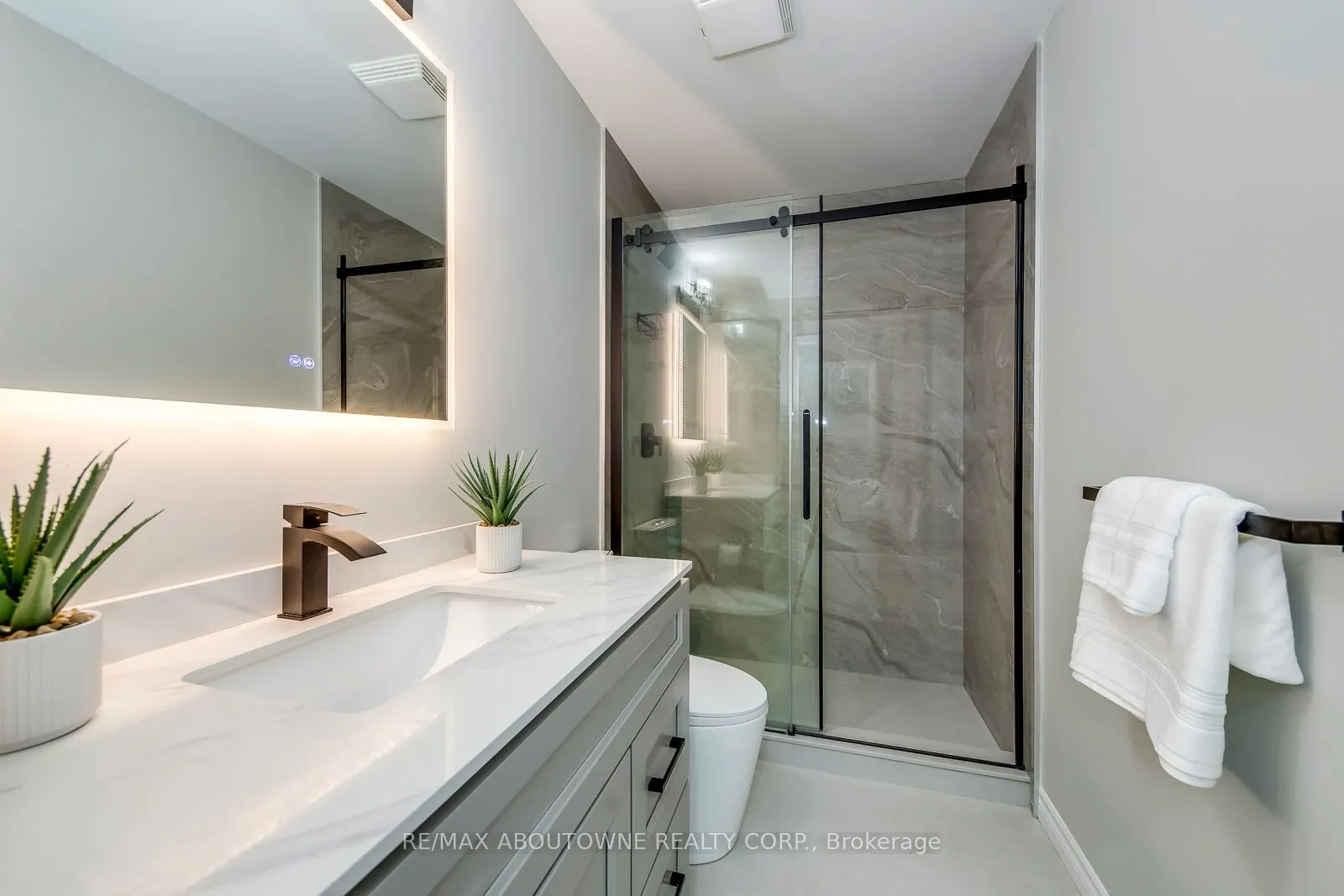 5090 Fairview Street, #58
