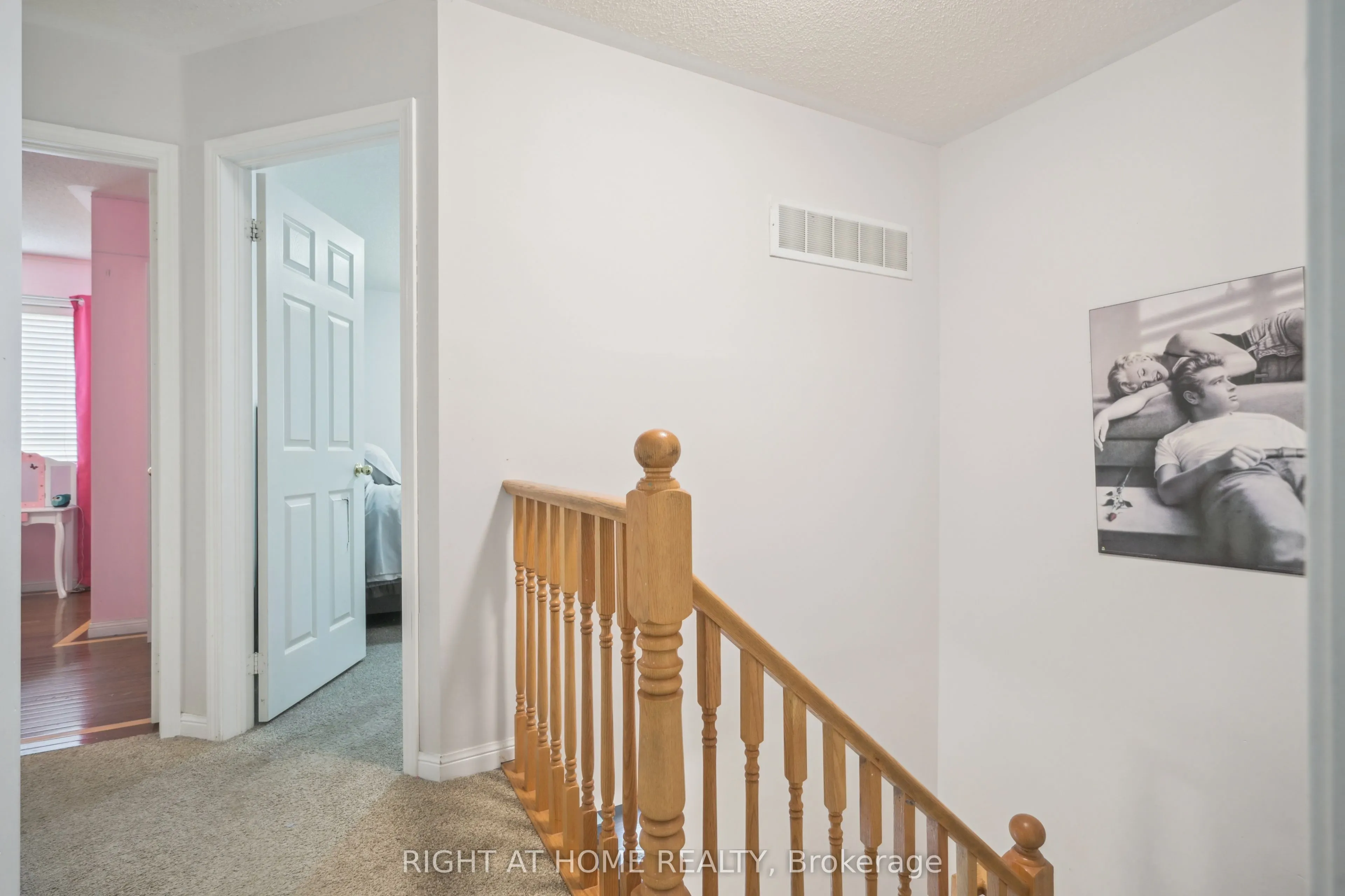 477 Farlow Crescent