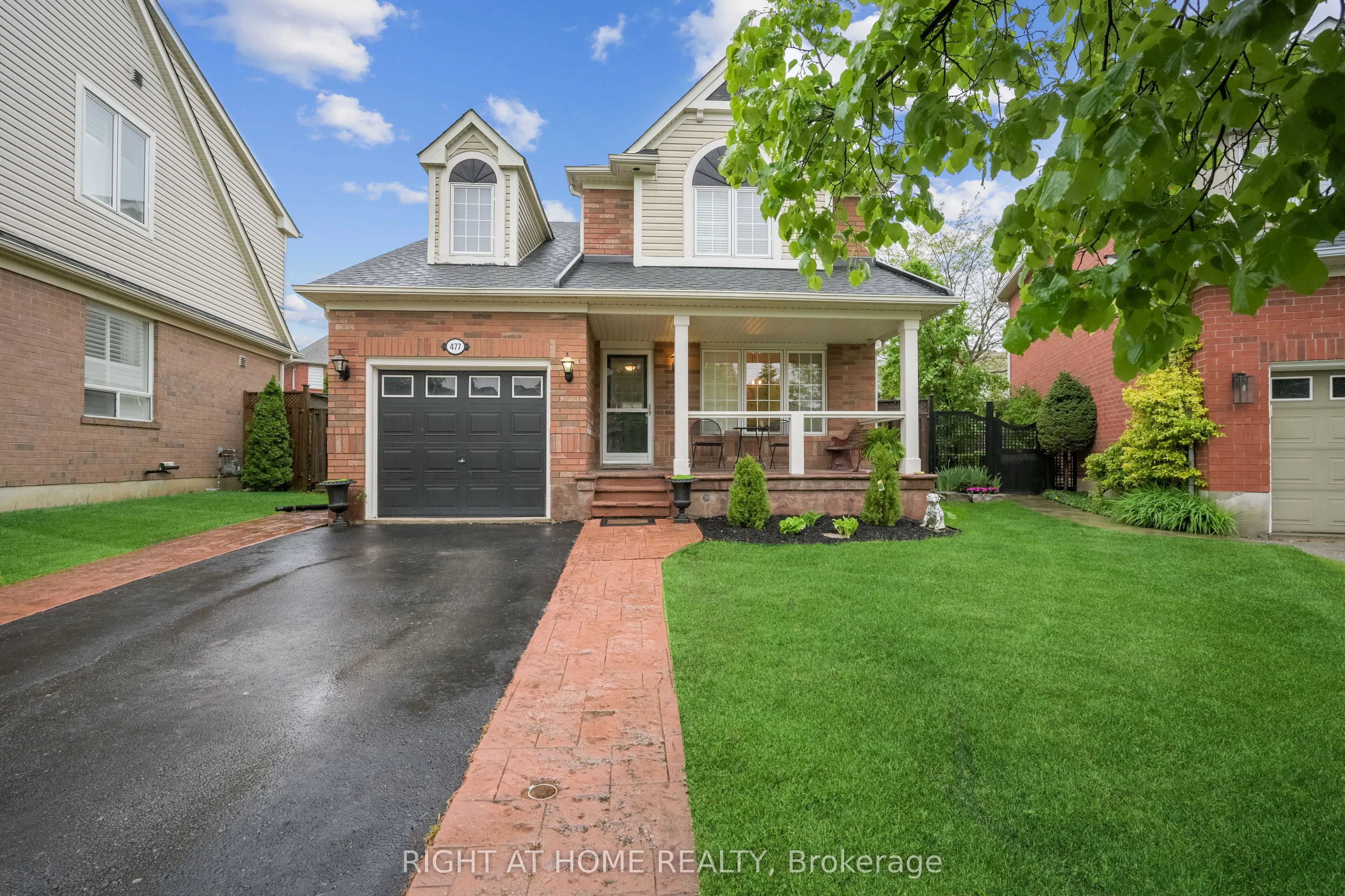 477 Farlow Crescent