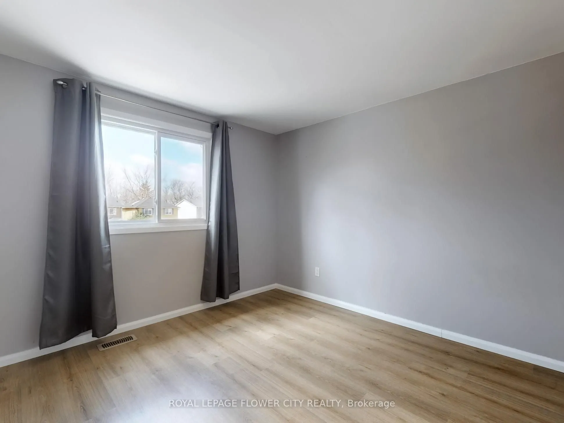 3121 Keynes Crescent