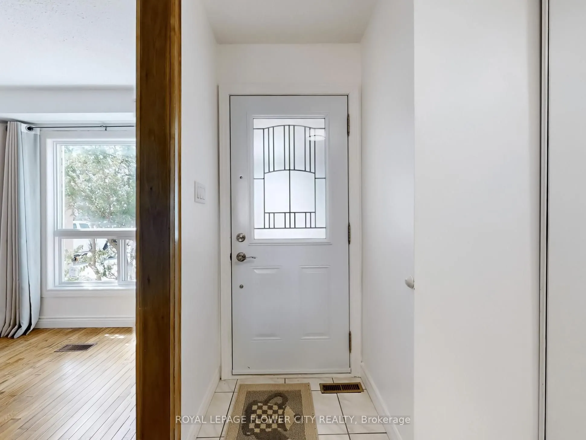3121 Keynes Crescent