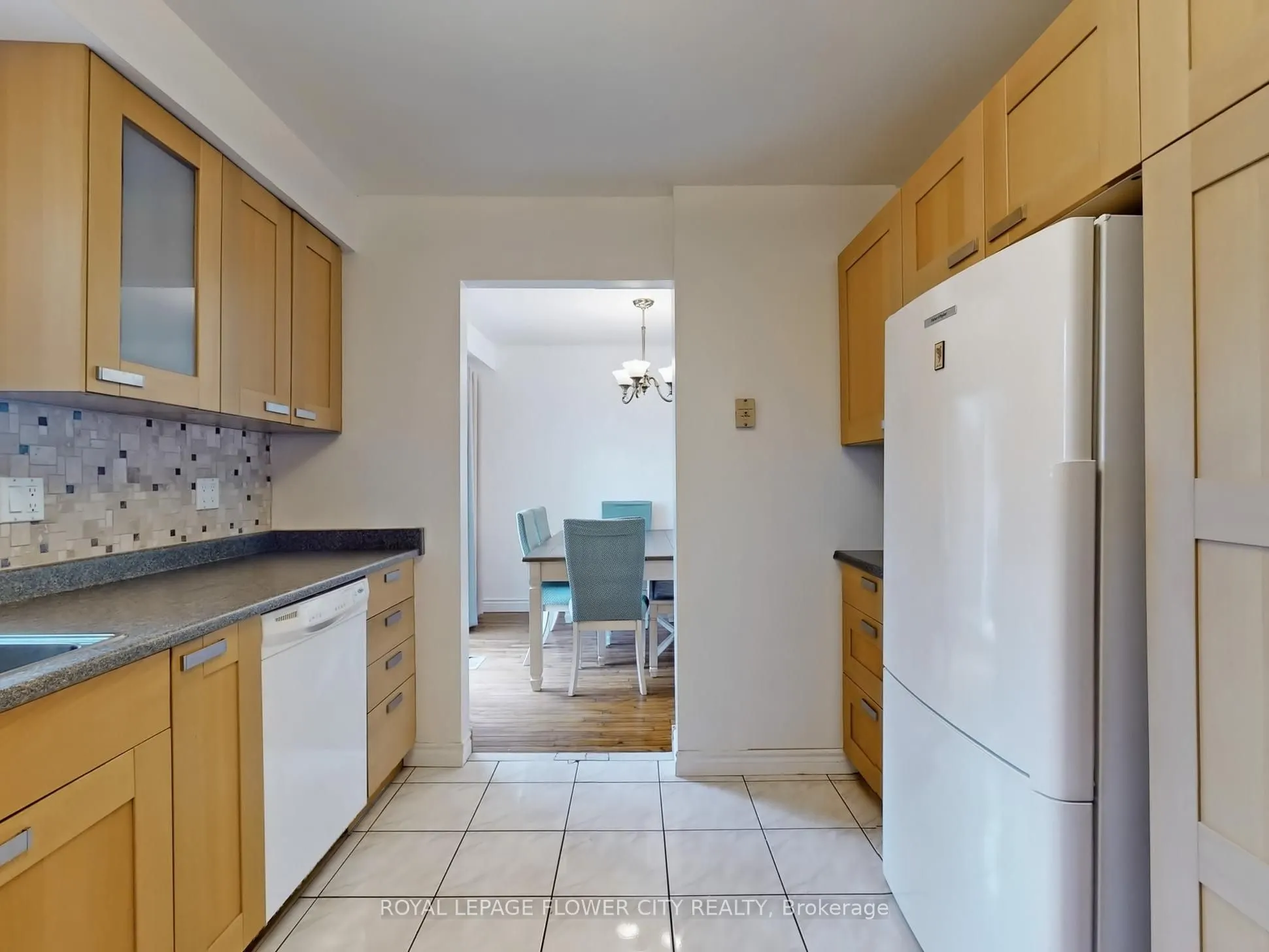 3121 Keynes Crescent