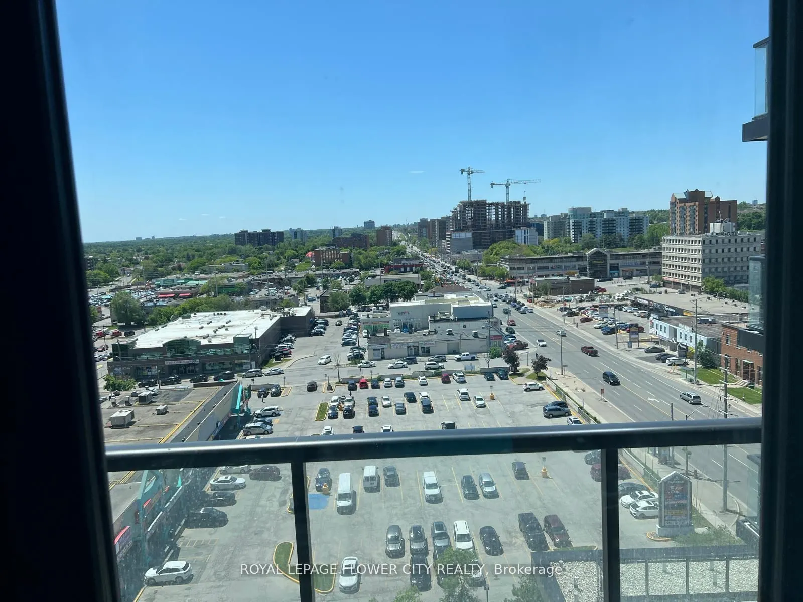 86 DUNDAS Street, #1121