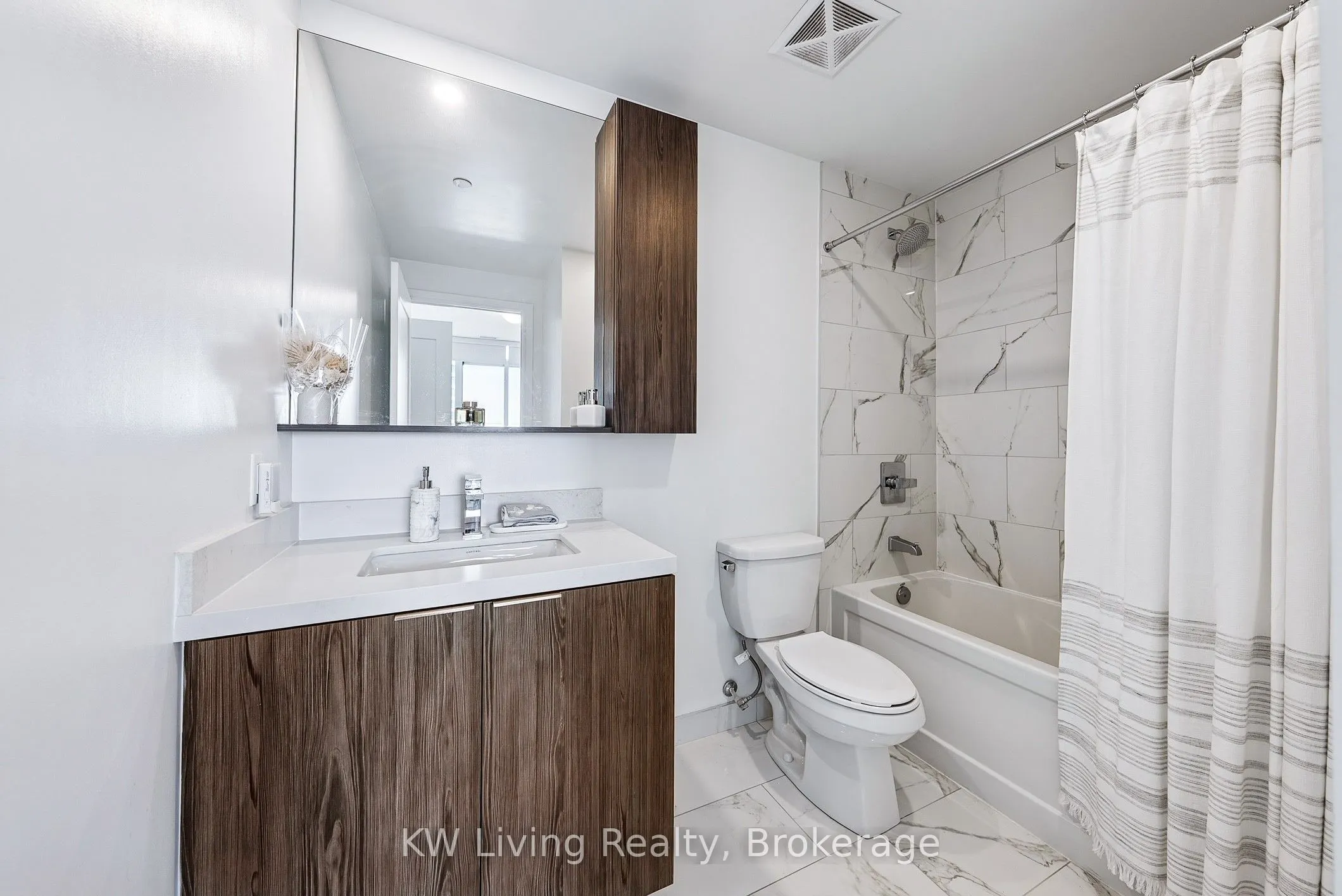 70 Annie Craig Drive, #5406