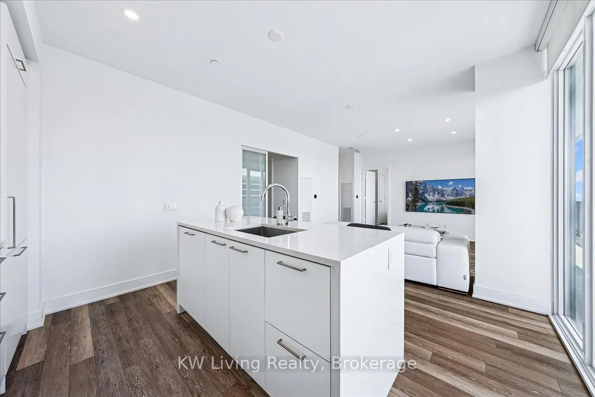 70 Annie Craig Drive, #5406