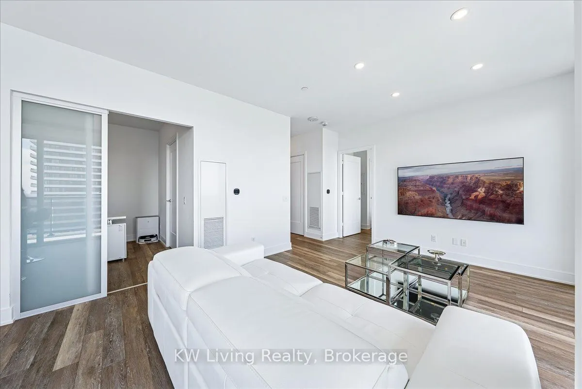 70 Annie Craig Drive, #5406