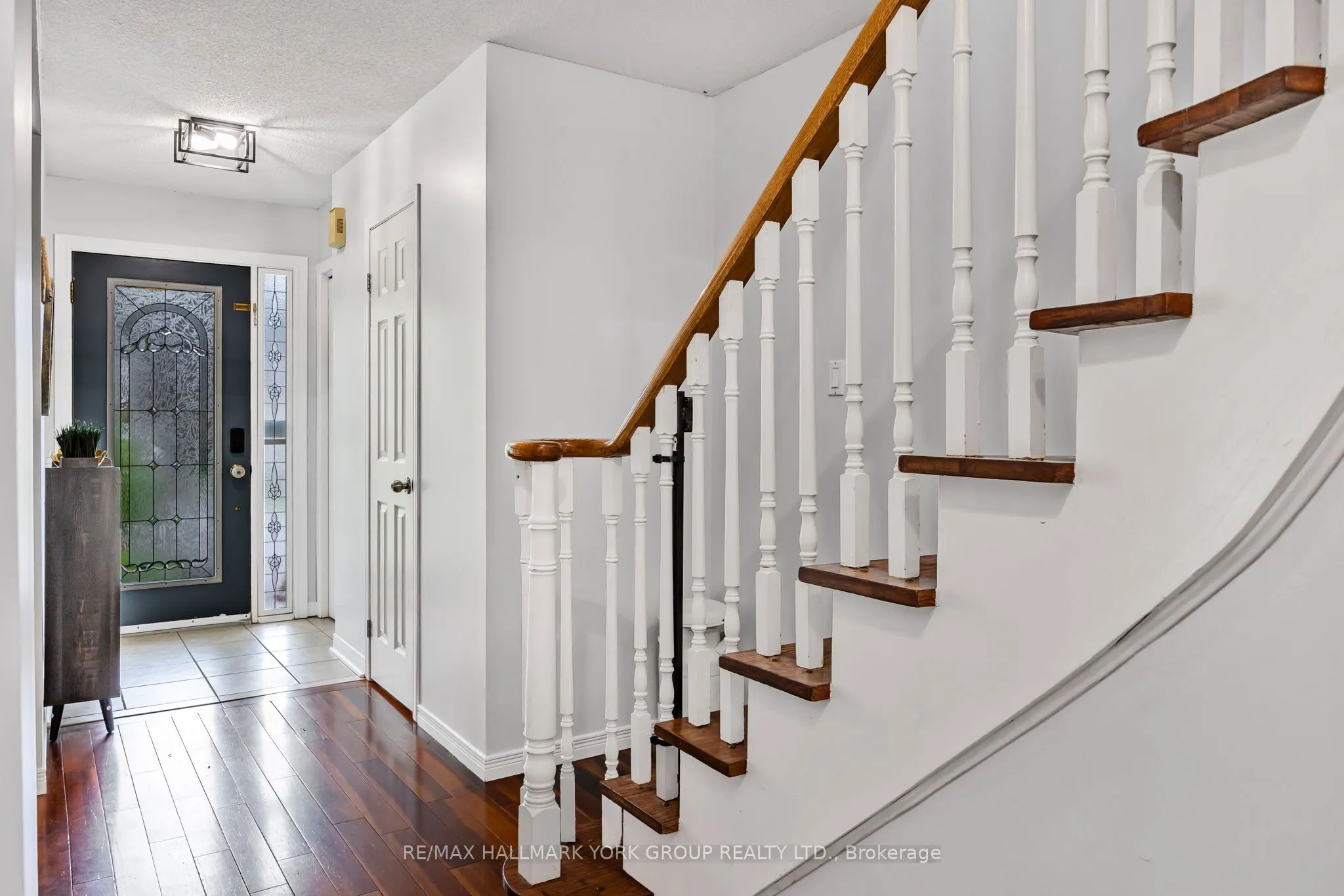 215 Beechfield Crescent