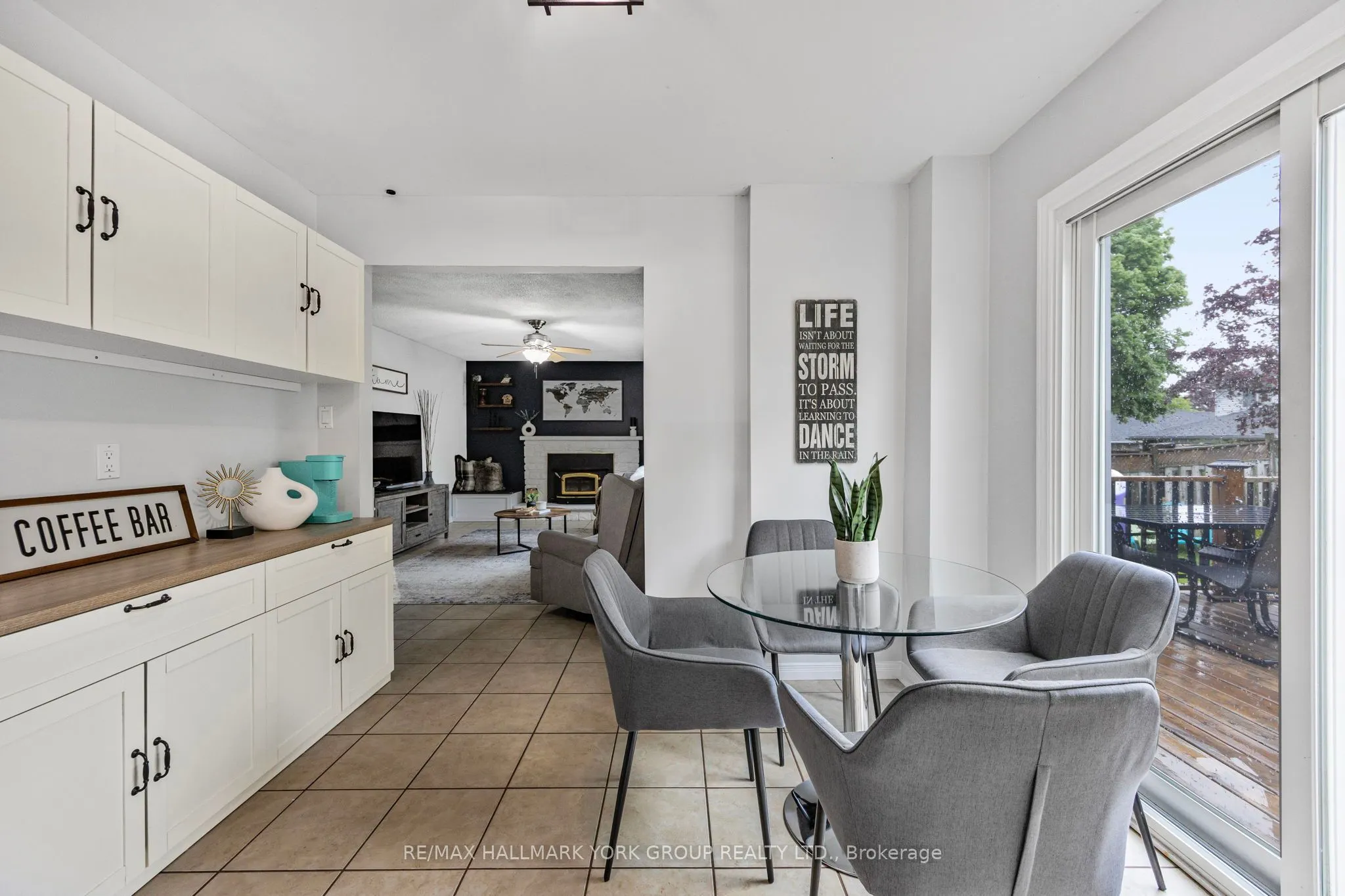 215 Beechfield Crescent