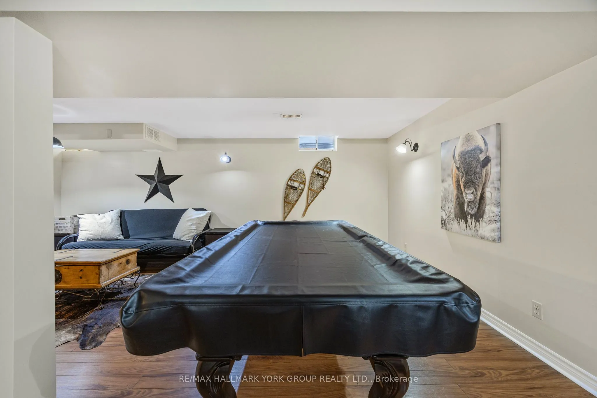 215 Beechfield Crescent