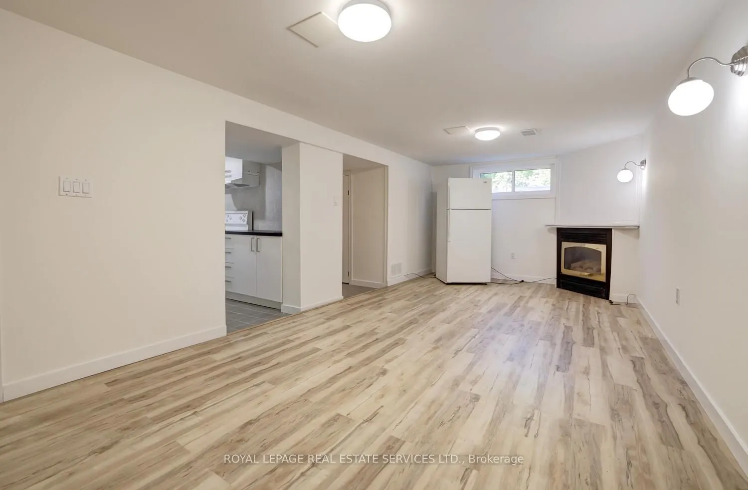 2 North Heights Road