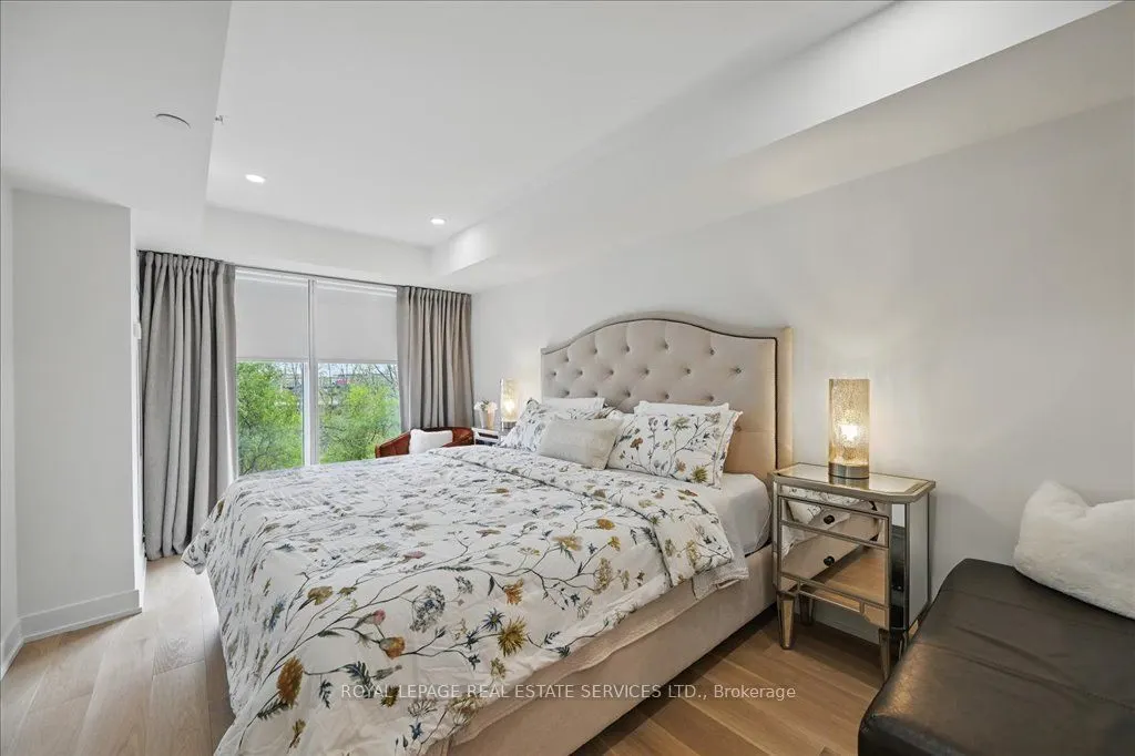 2489 Taunton Road, #108