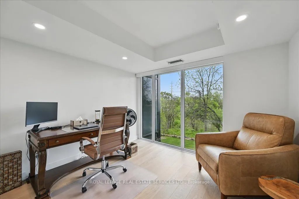 2489 Taunton Road, #108