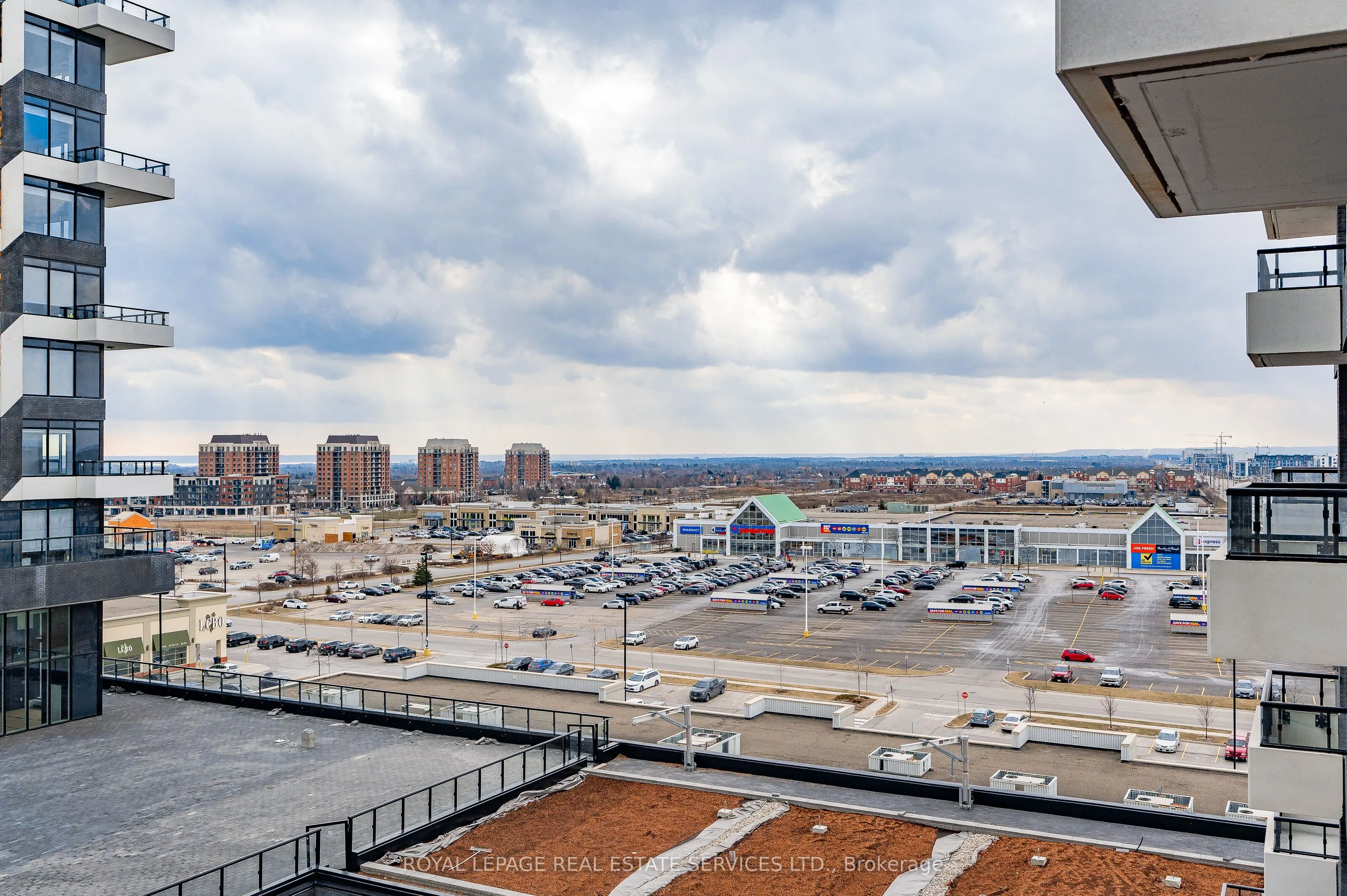 2489 Taunton Road, #108