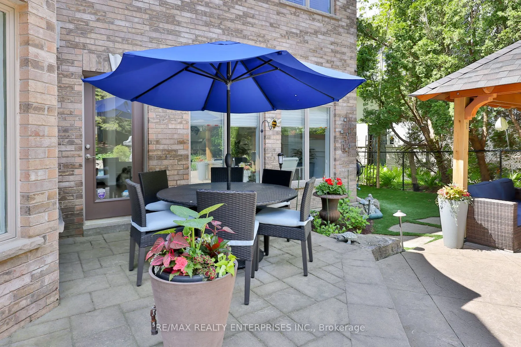 1277 Woodeden Drive
