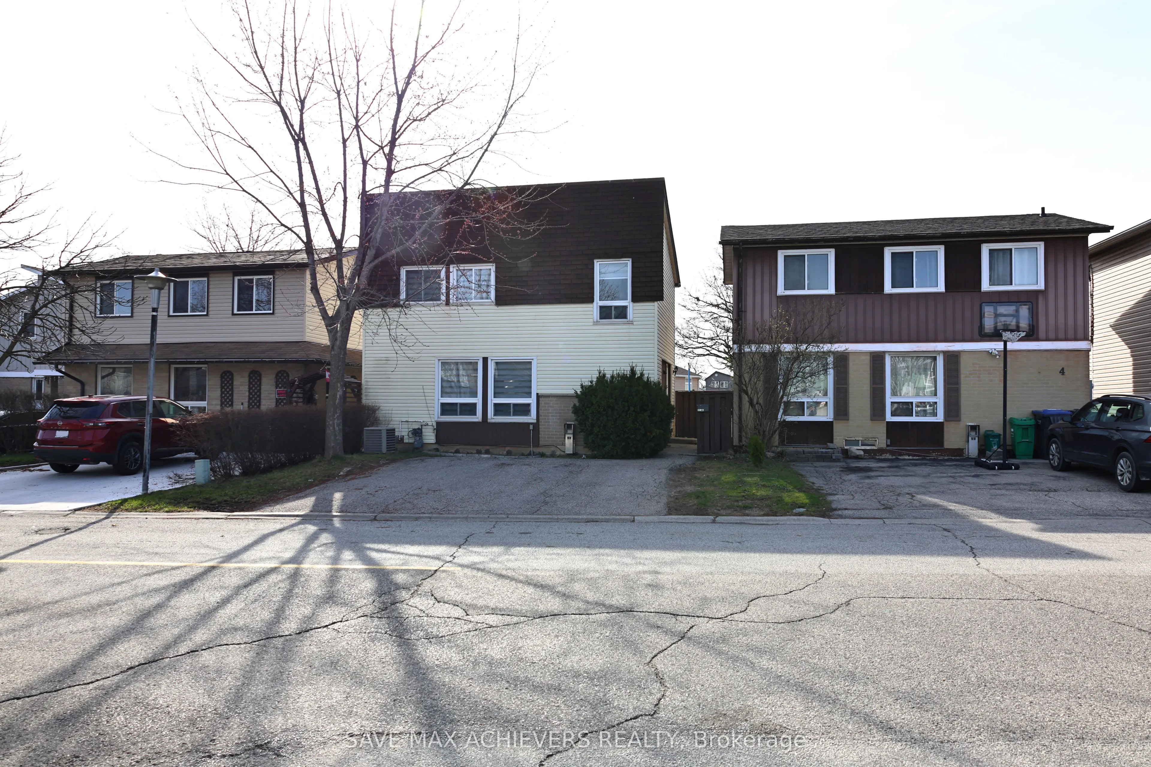 3 Gold Finch Court