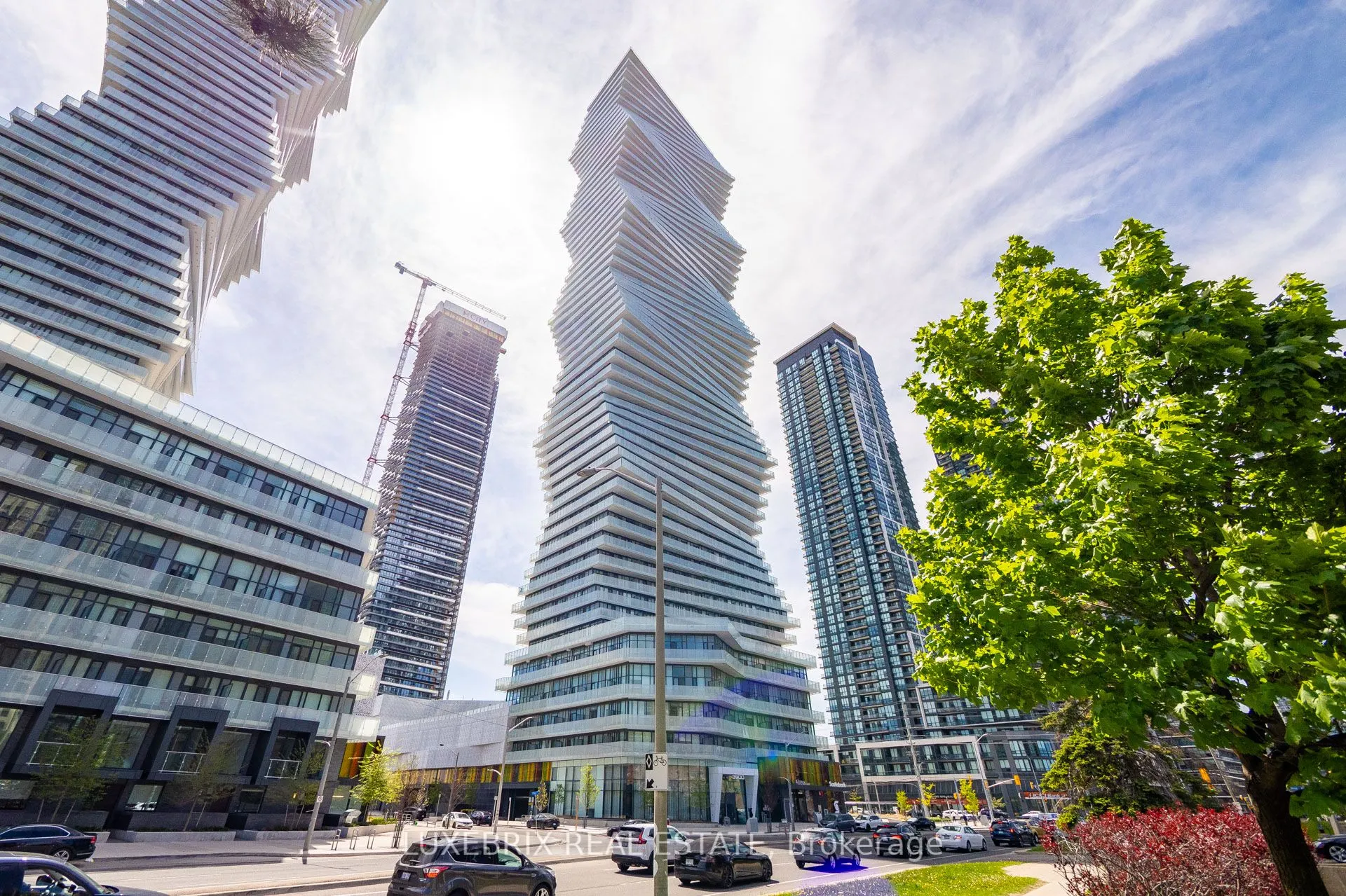 3900 Confederation Parkway, #2112