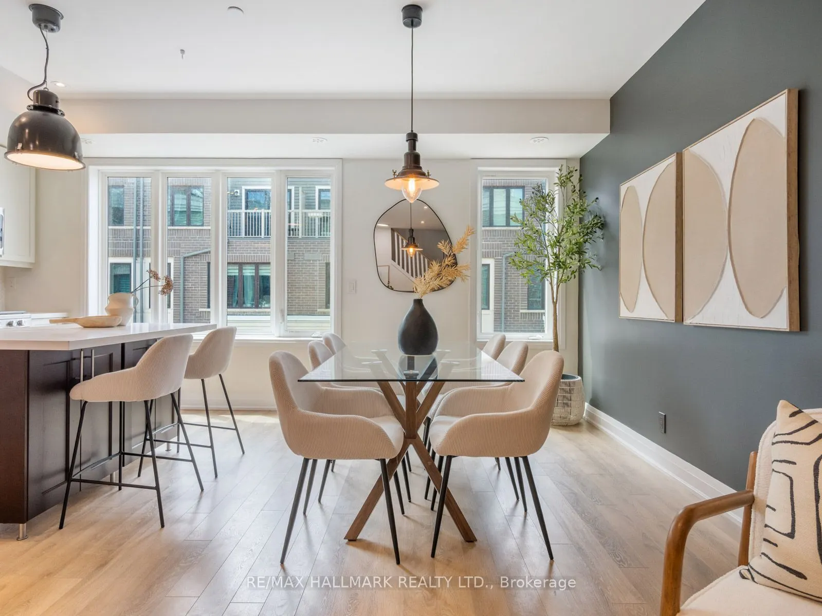 85 Eastwood Park Gardens, #3