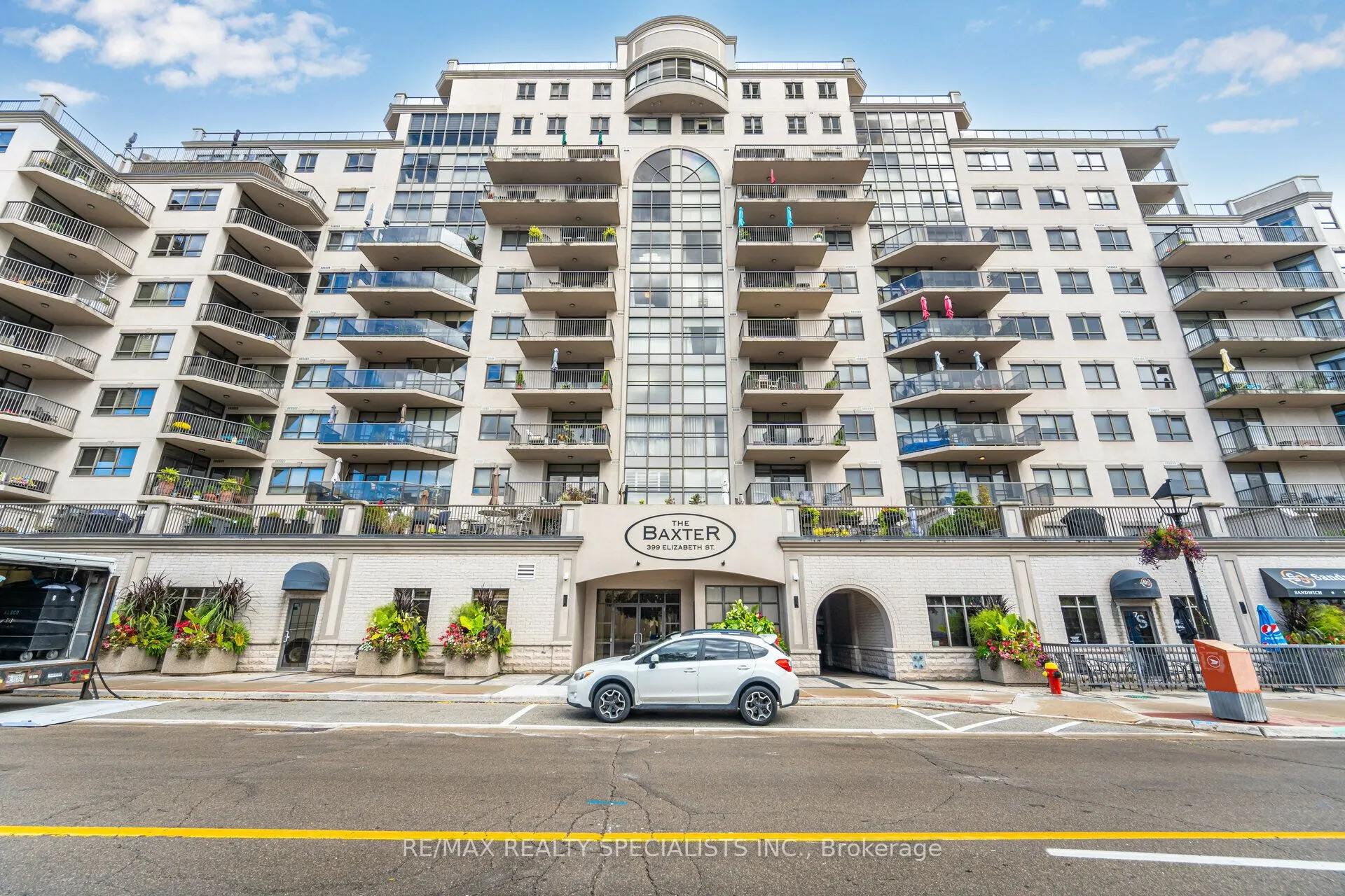 399 Elizabeth Street, #210
