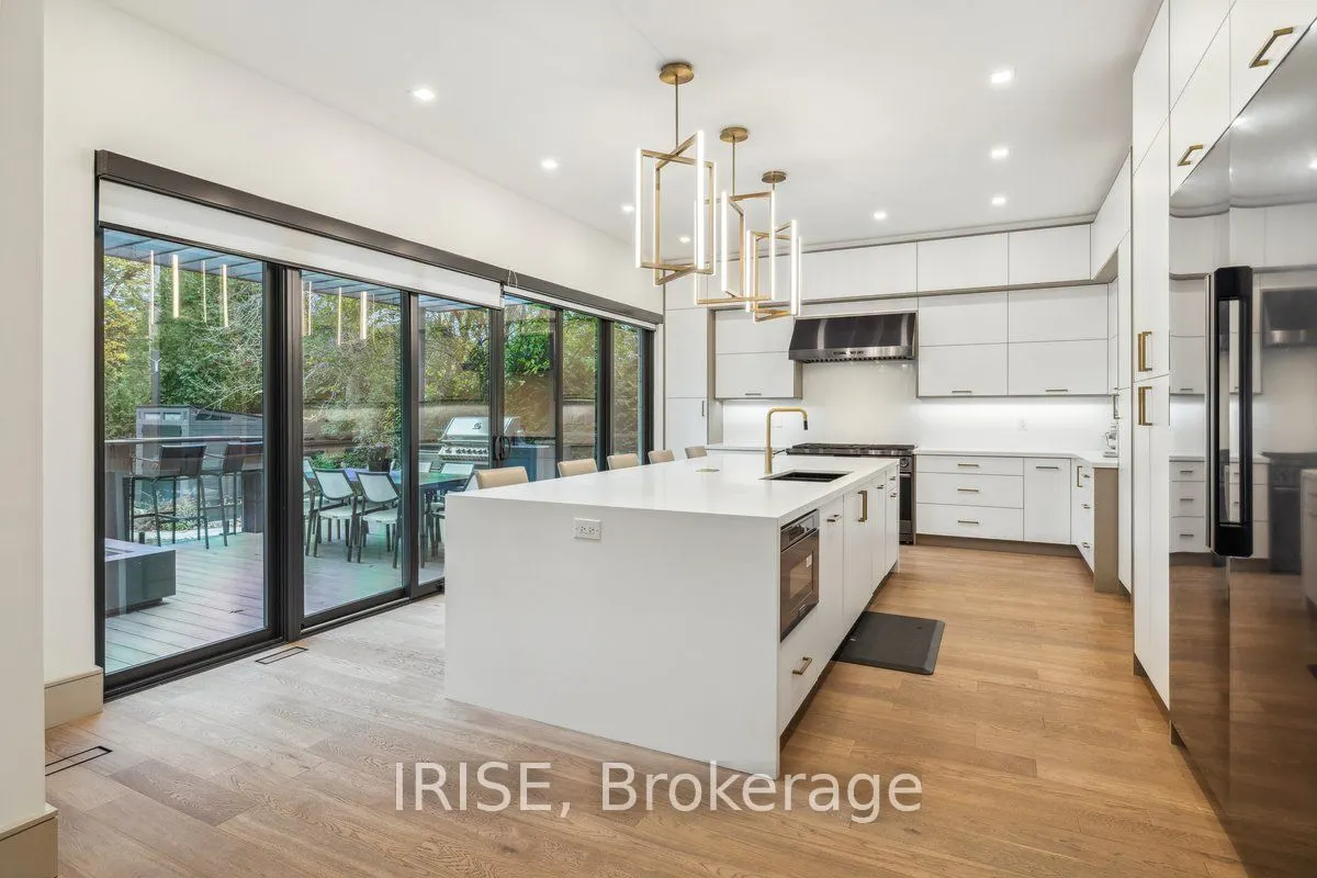 1453 Seagram Avenue
