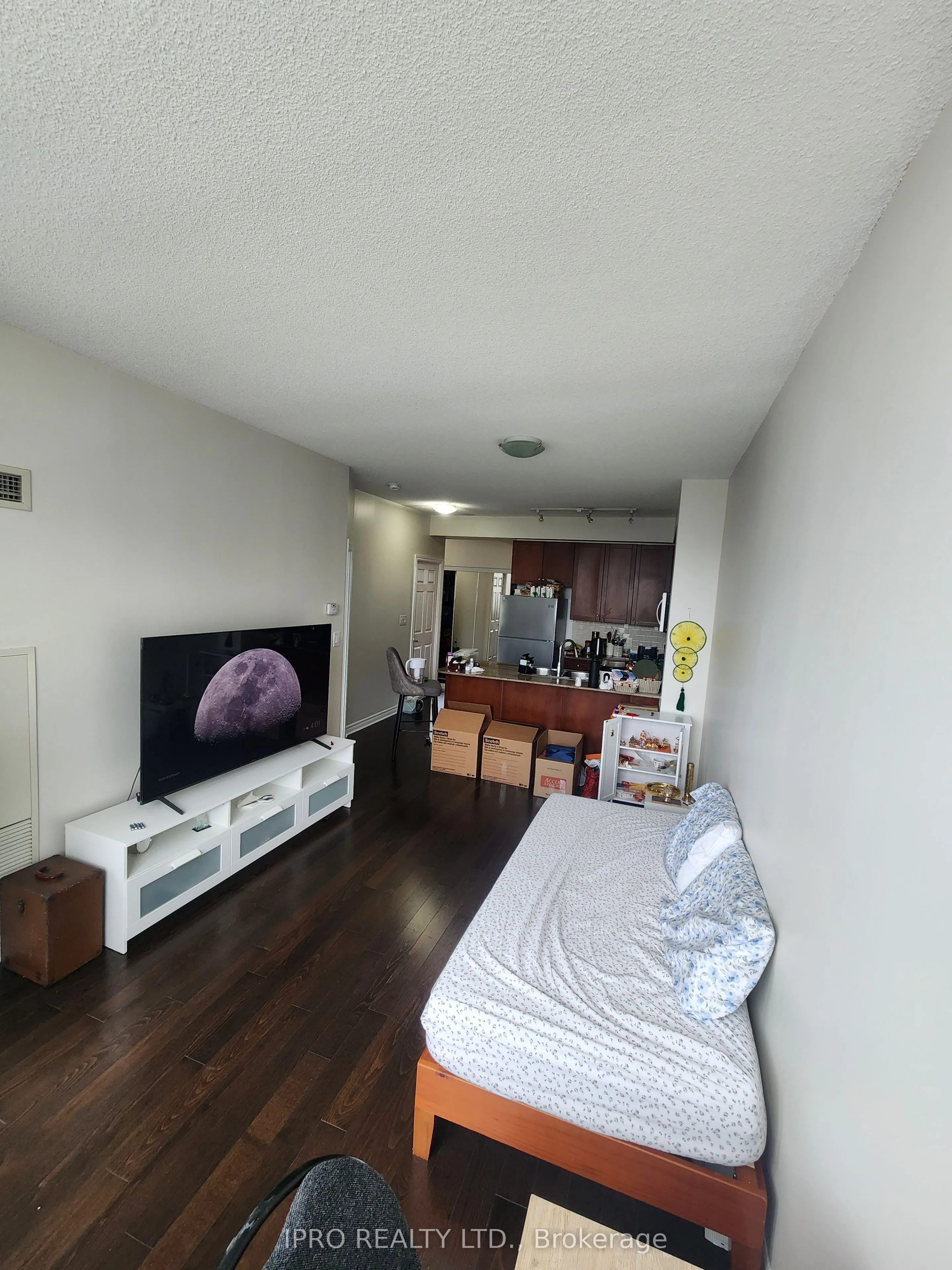 3504 Hurontario Street, #1001