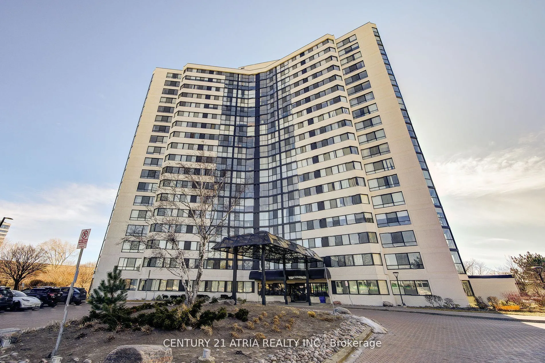1360 Rathburn Road E, #1505