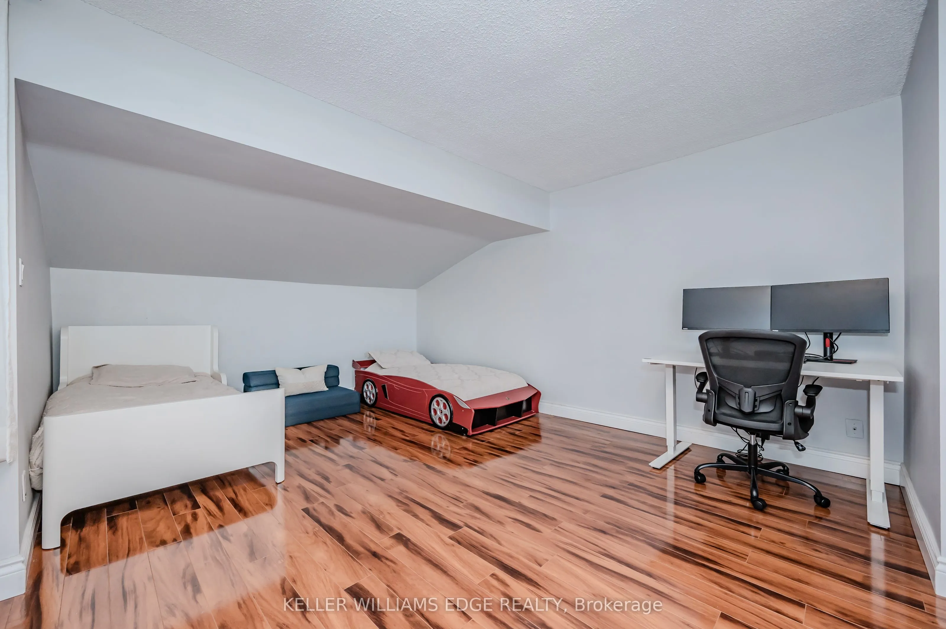 1000 Cedarglen Gate #625