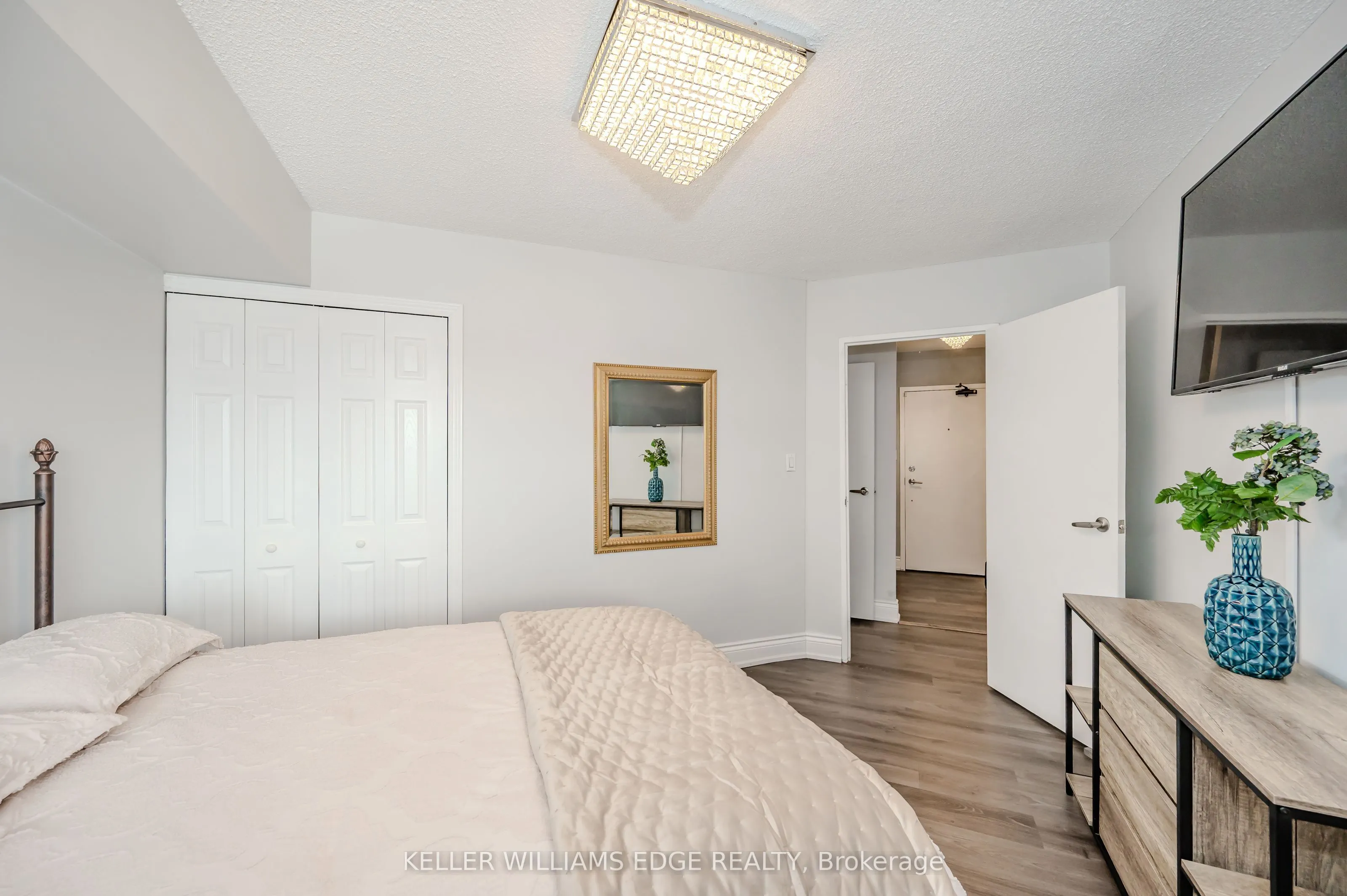 1000 Cedarglen Gate #625