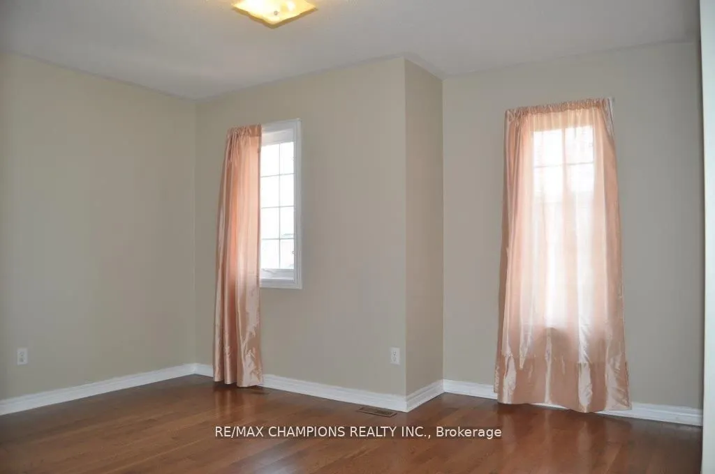 104 Masters Green Crescent