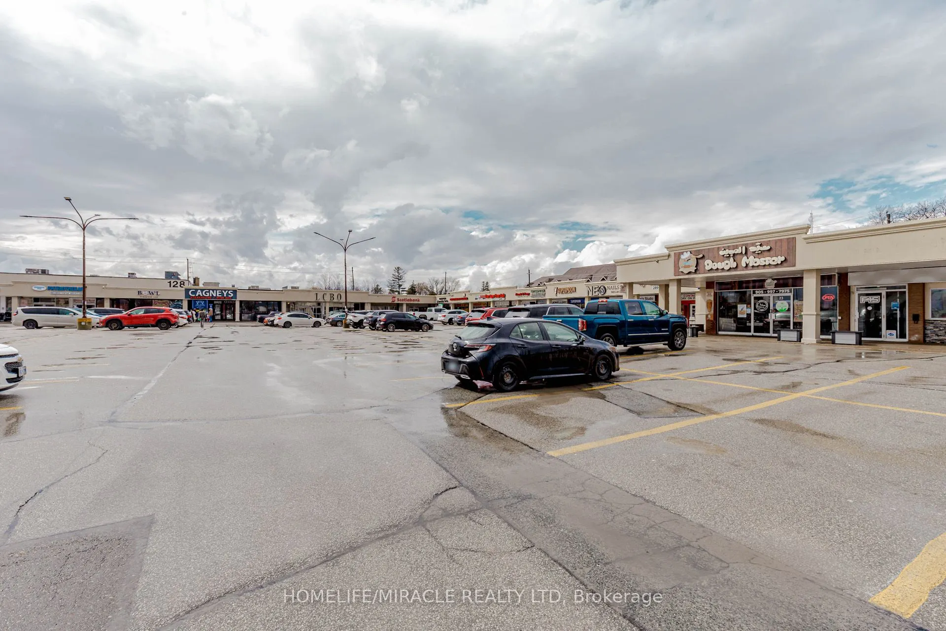 128 Queen Street S, #23