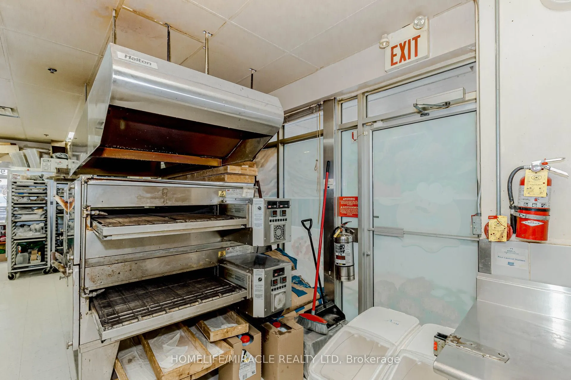 128 Queen Street S, #23