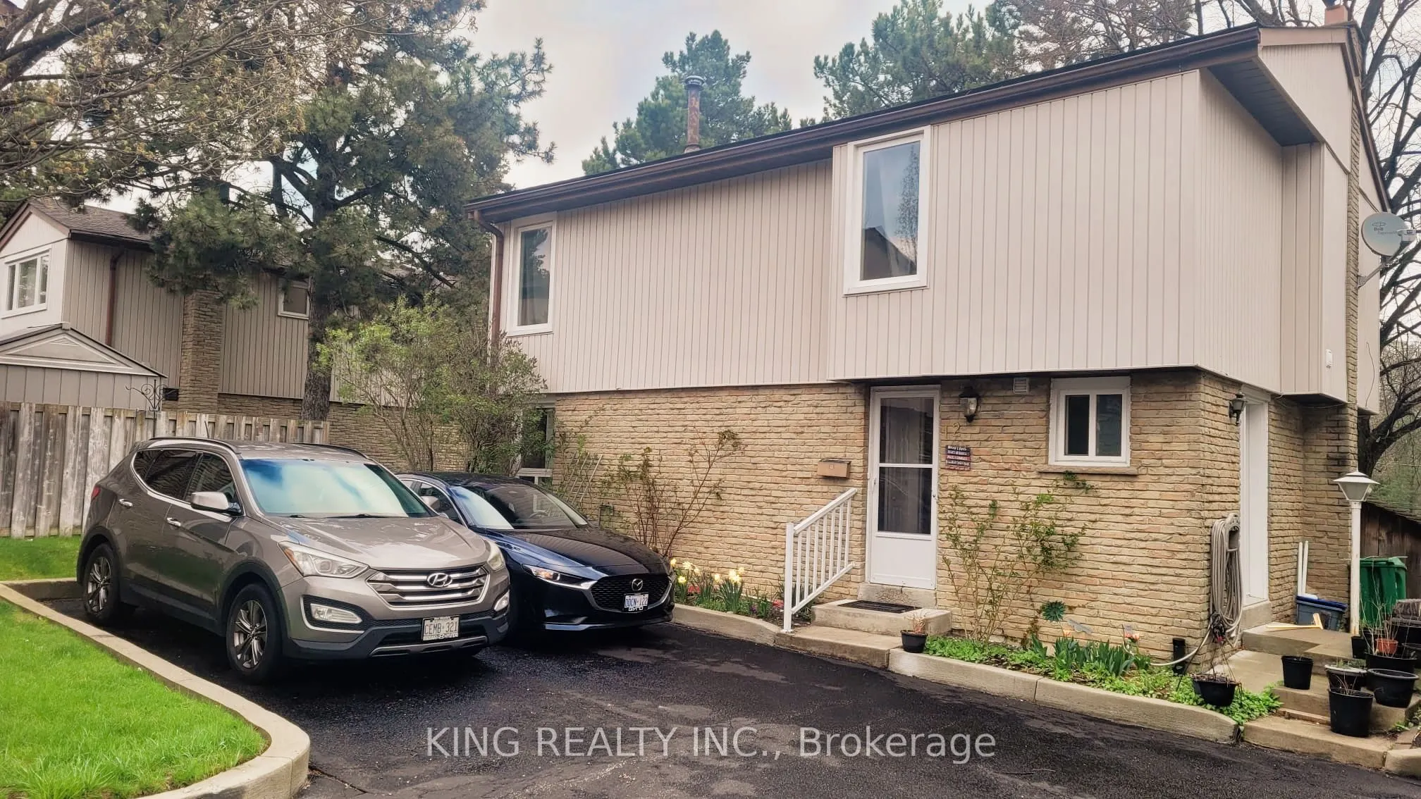 59 Kenninghall Boulevard, #12
