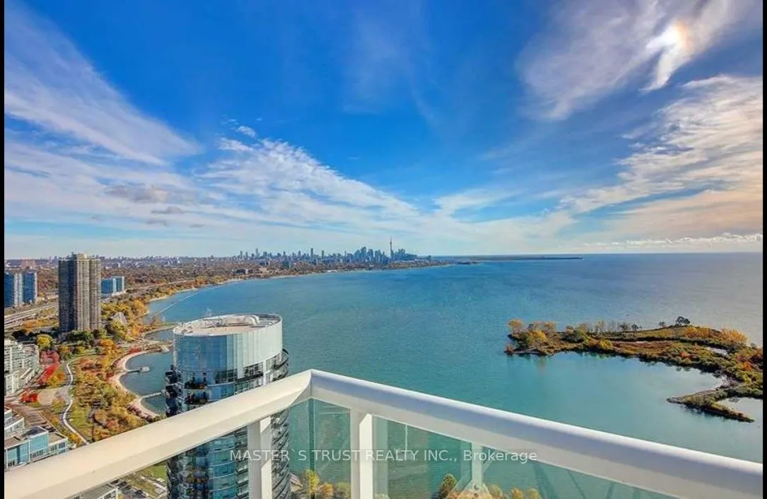 56 Annie Craig Drive, #4101