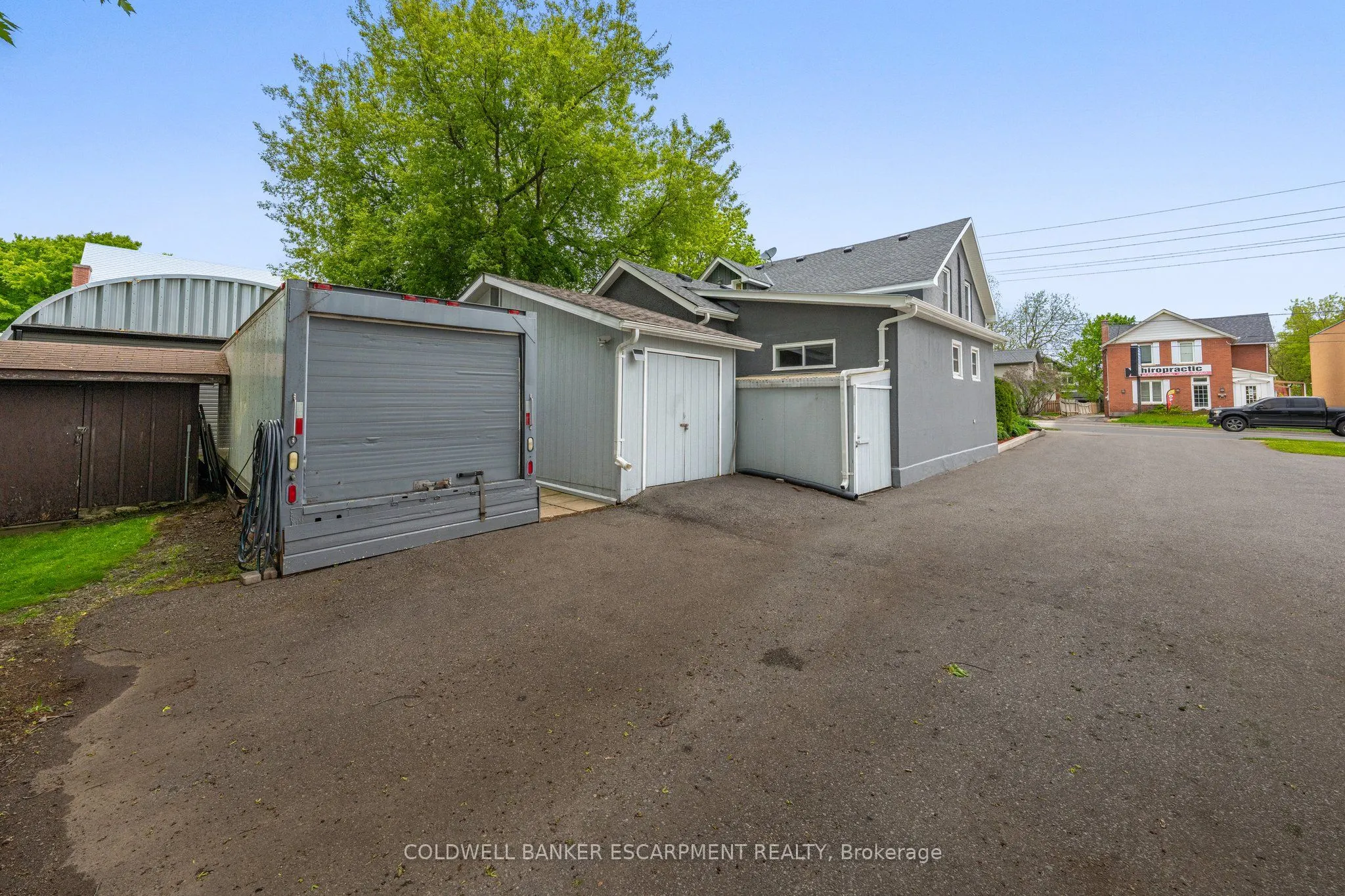 28 Main Street N