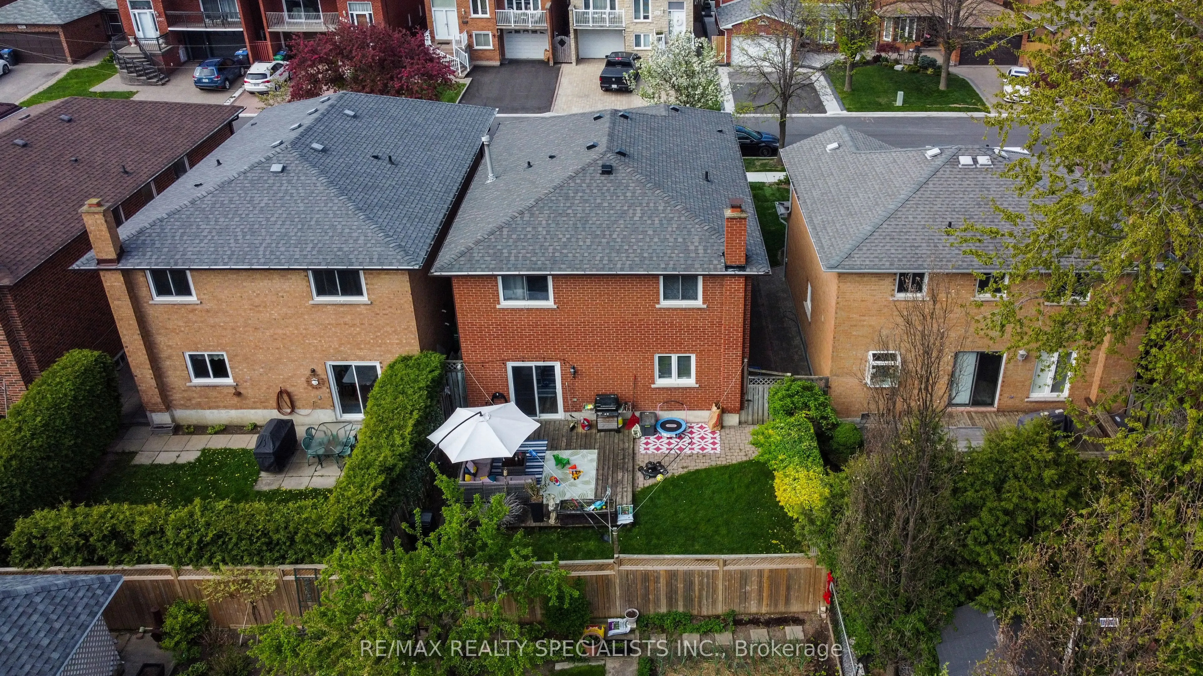 4386 Curia Crescent