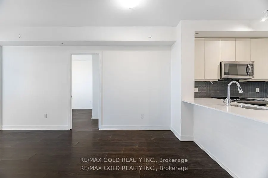 4633 Glen Erin Drive #607