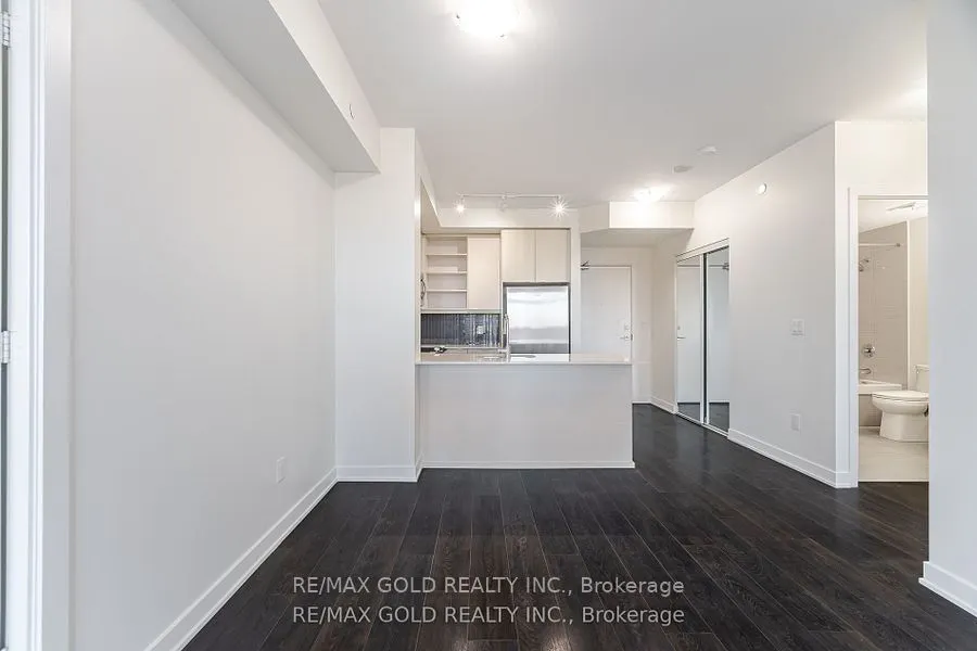 4633 Glen Erin Drive #607