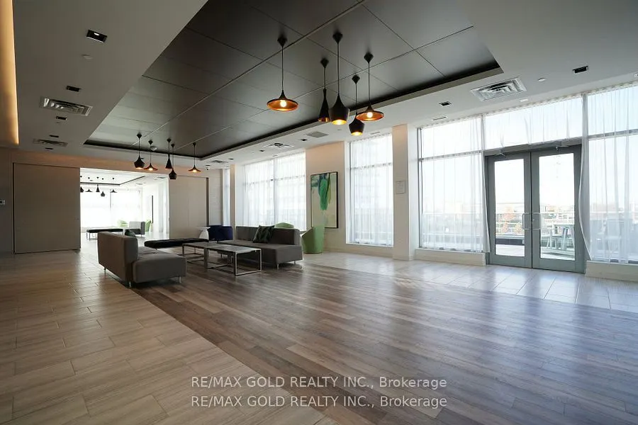 4633 Glen Erin Drive #607
