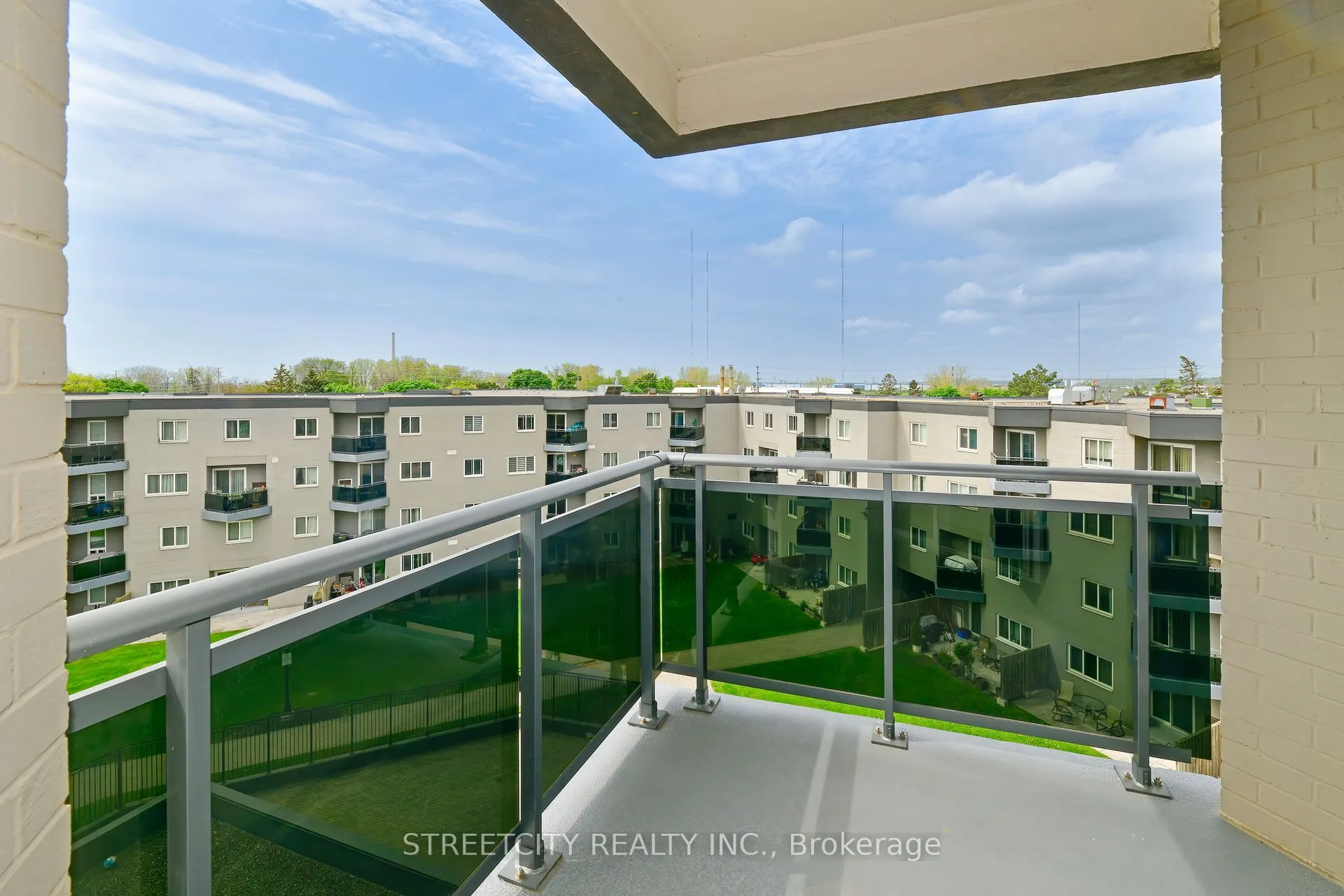 2001 Bonnymede Drive, #140