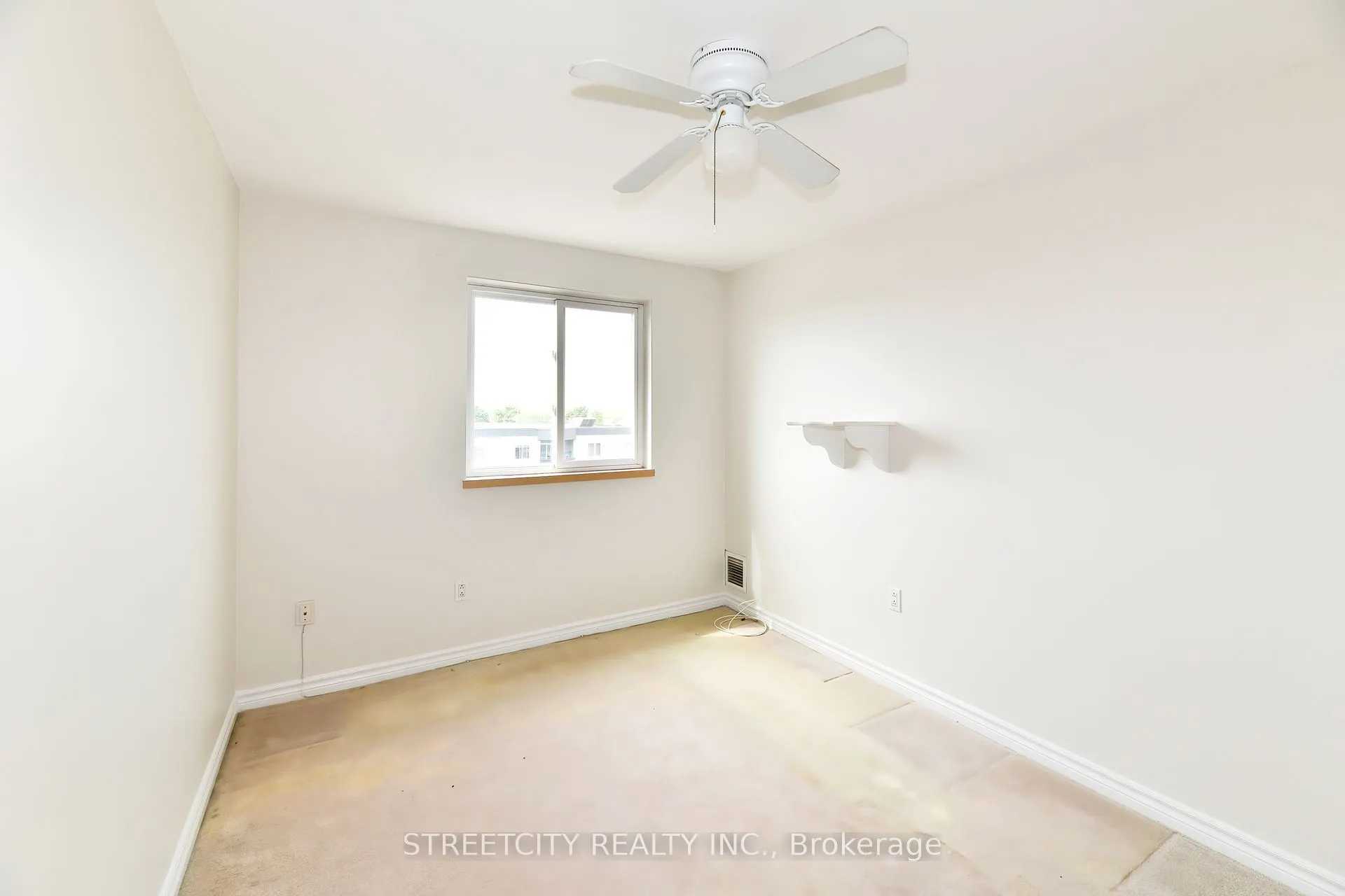 2001 Bonnymede Drive, #140